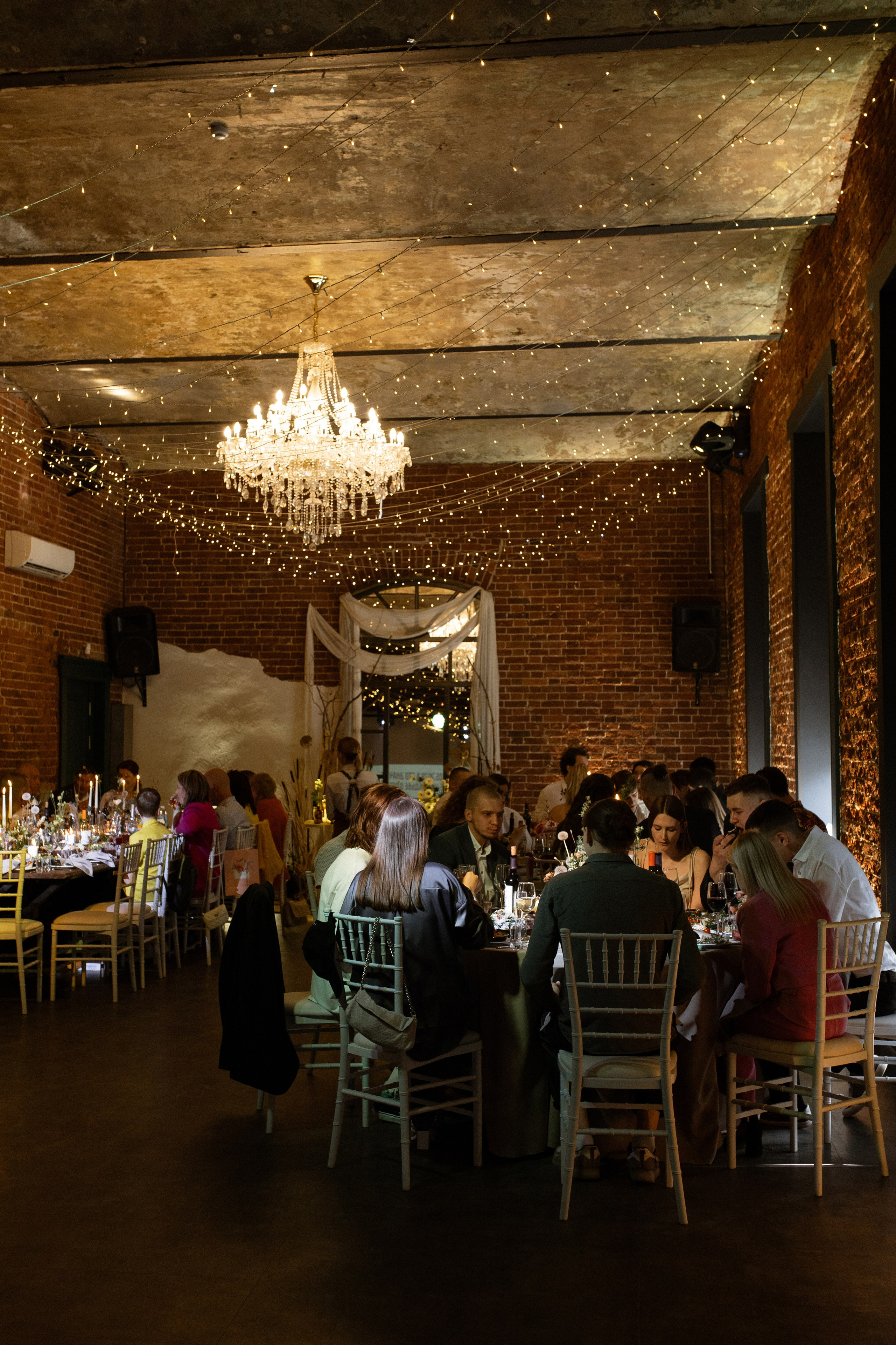 Тверь LOFT1870 (красный). Фотограф Вышний Волочек/Тверь/Москва/Санкт-Петербург