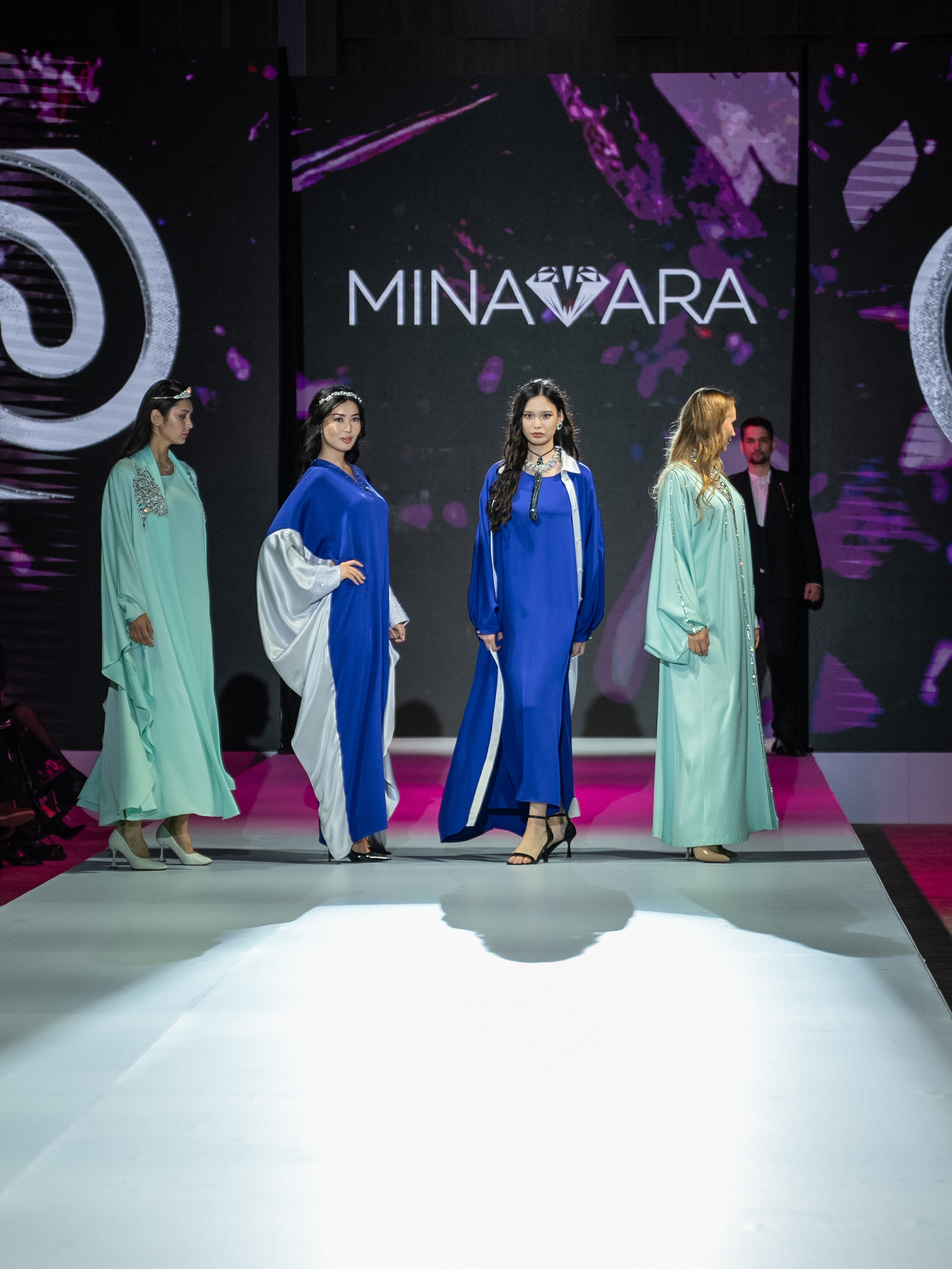 Eurasia Fashion Week Minavara. Сайт Алматинского НЮ АРТ, будуар и фэшн фотографа Дениса Карпенко