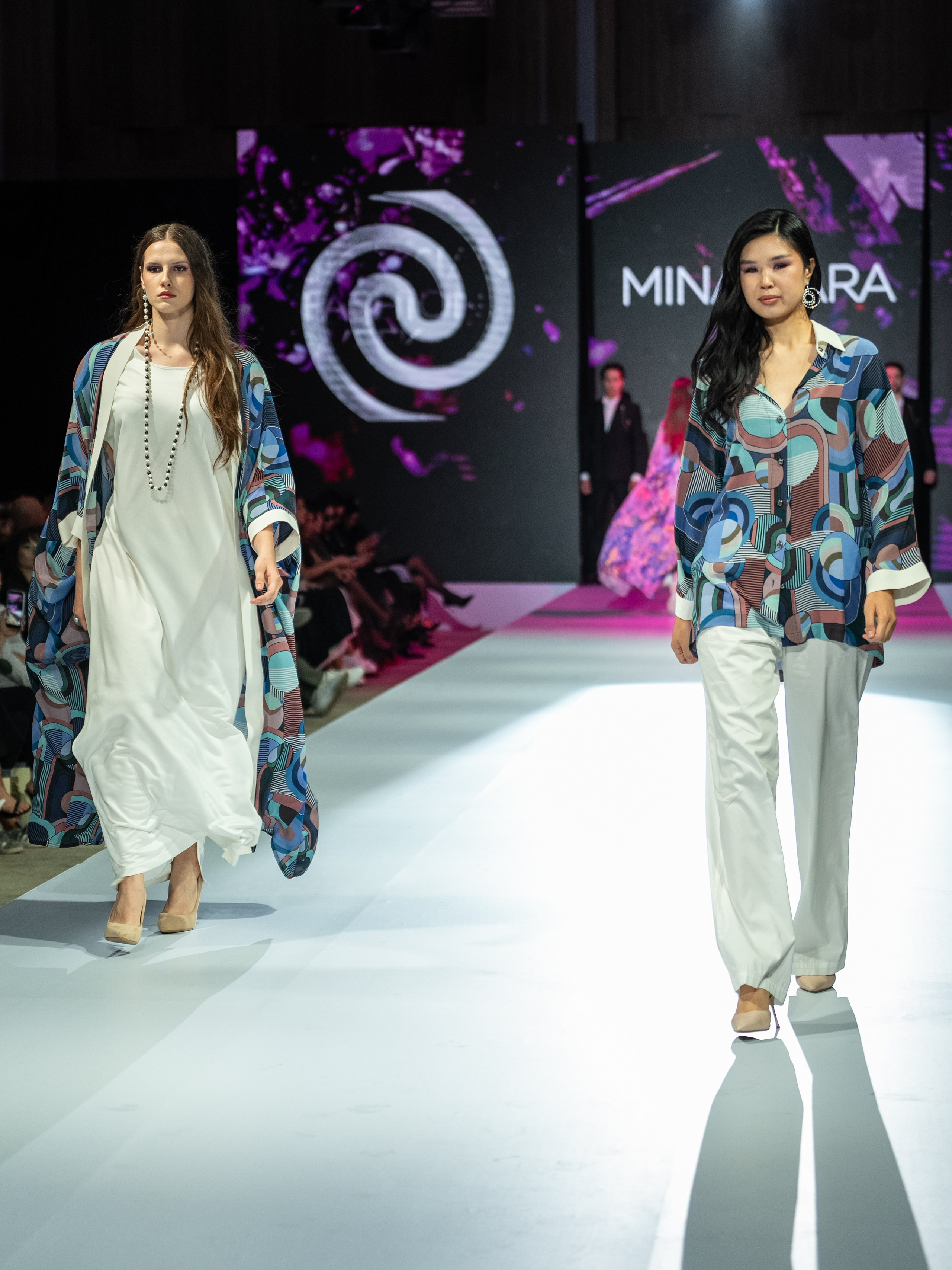 Eurasia Fashion Week Minavara. Сайт Алматинского НЮ АРТ, будуар и фэшн фотографа Дениса Карпенко