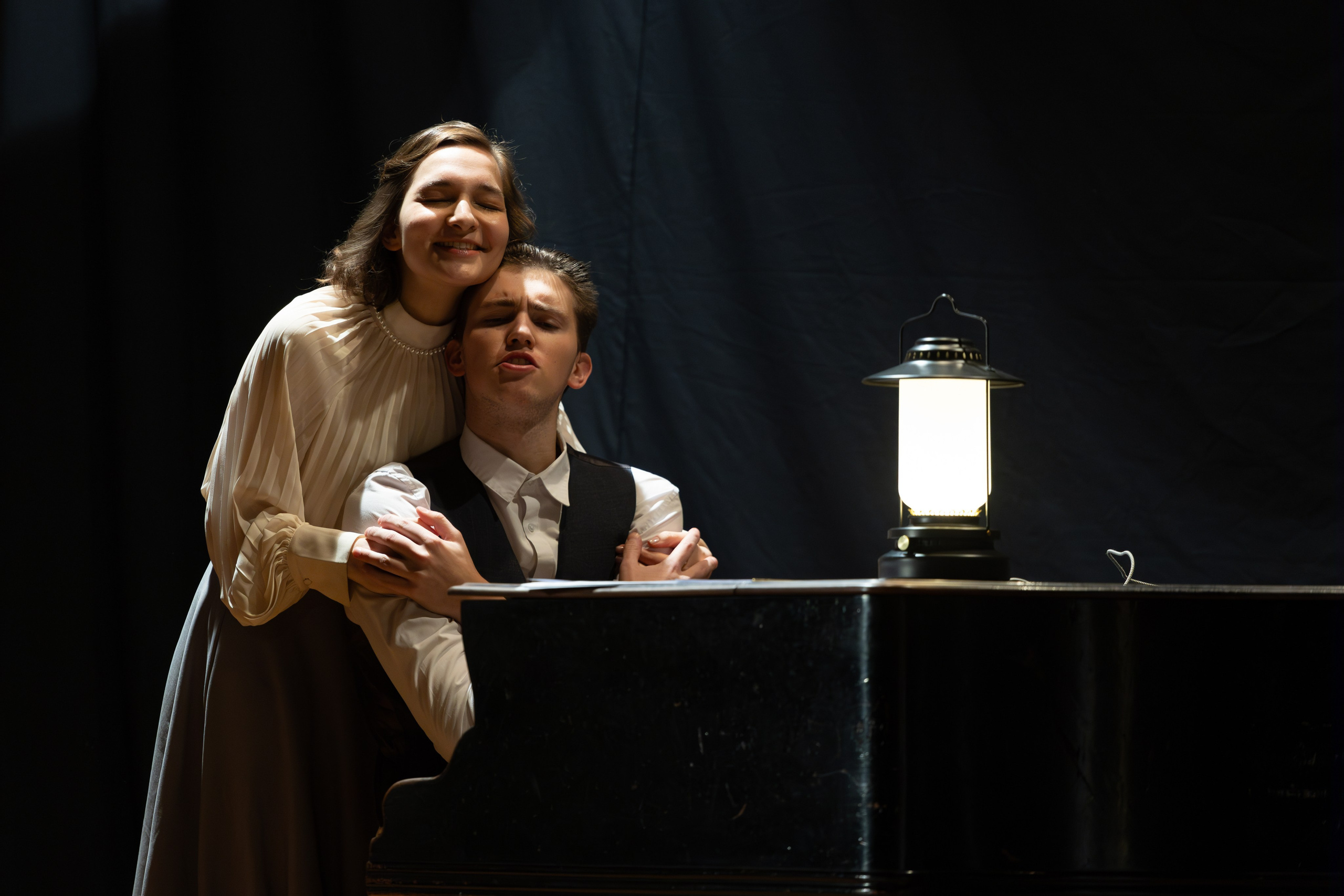 Театр. Photomantis