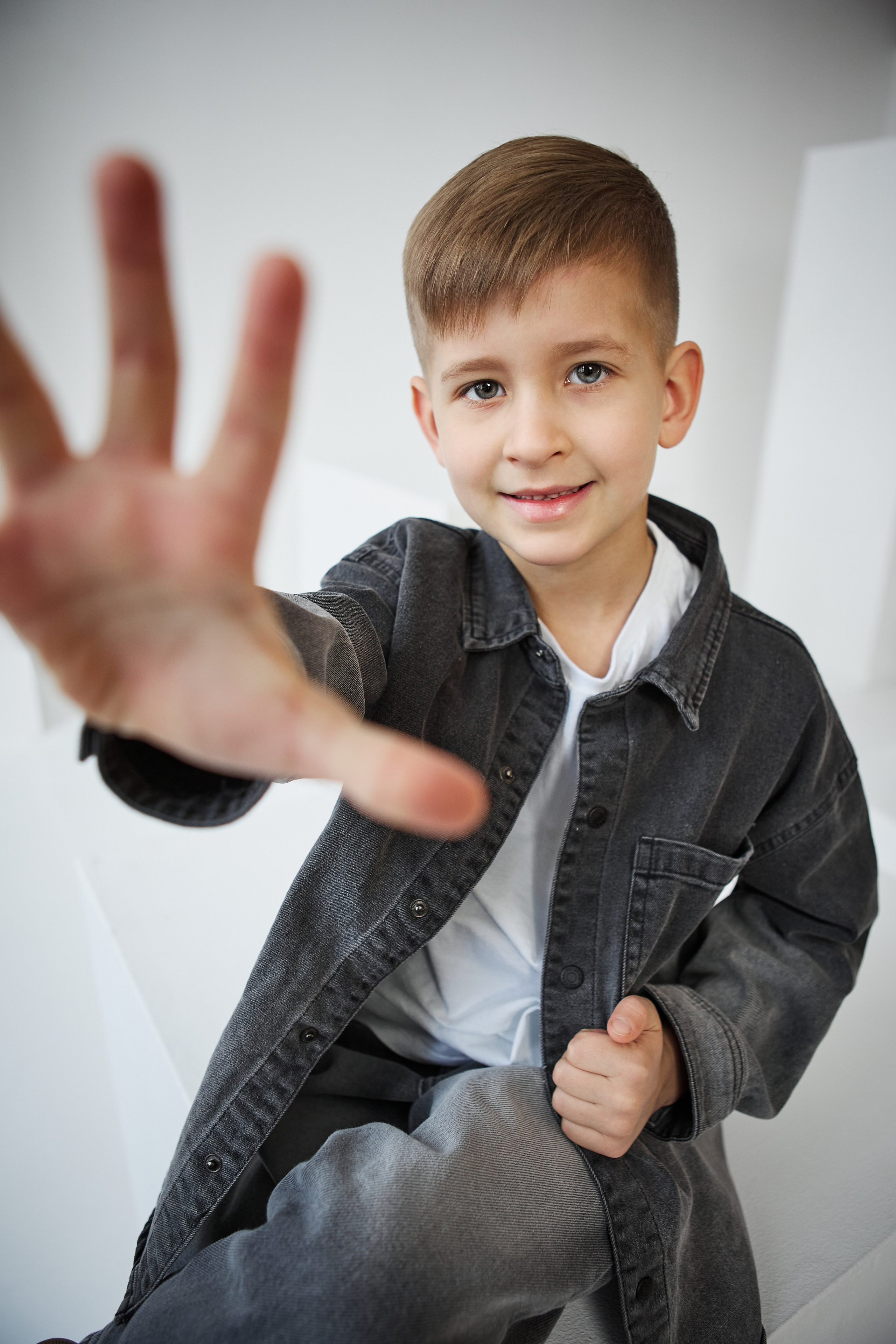 Портреты. Выпускные альбомы в городе Курган для всех