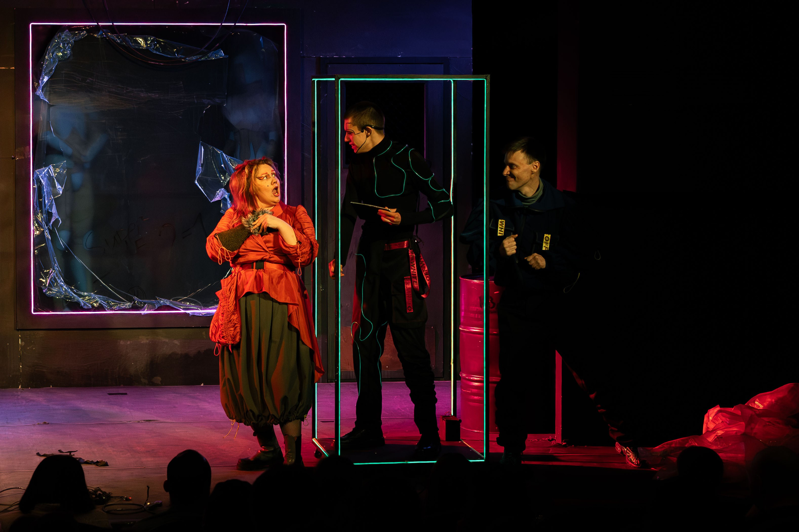 Театр Юного Зрителя «Буратино 2087». Кадр Плюс — Фотография с характером «Визуальный продюсер и фотограф Марк Файзулин»