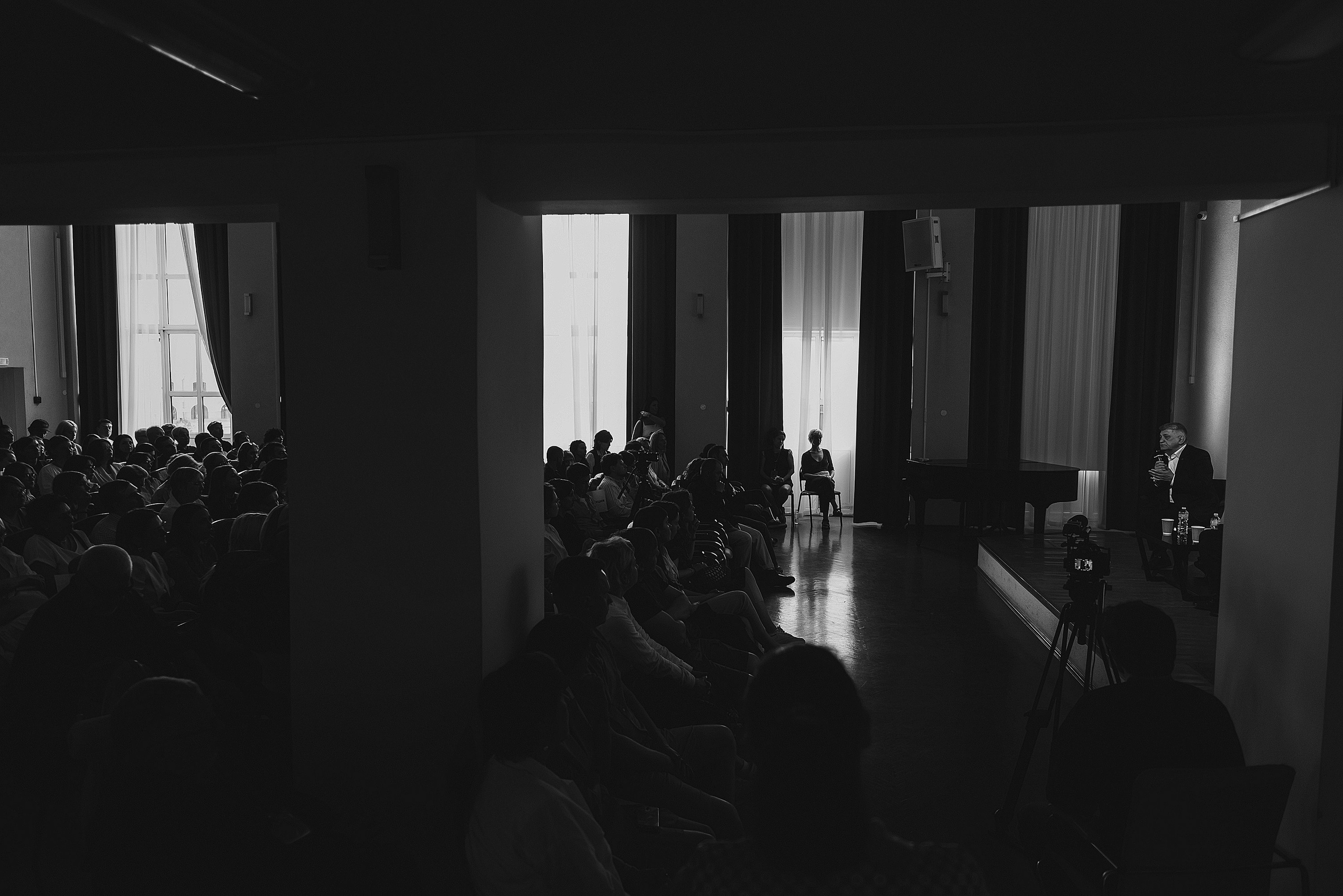 08.07.2023 | Лекторий № 28 Творческая встреча с Александром Сокуровым. Фотограф Роман Рудаков
