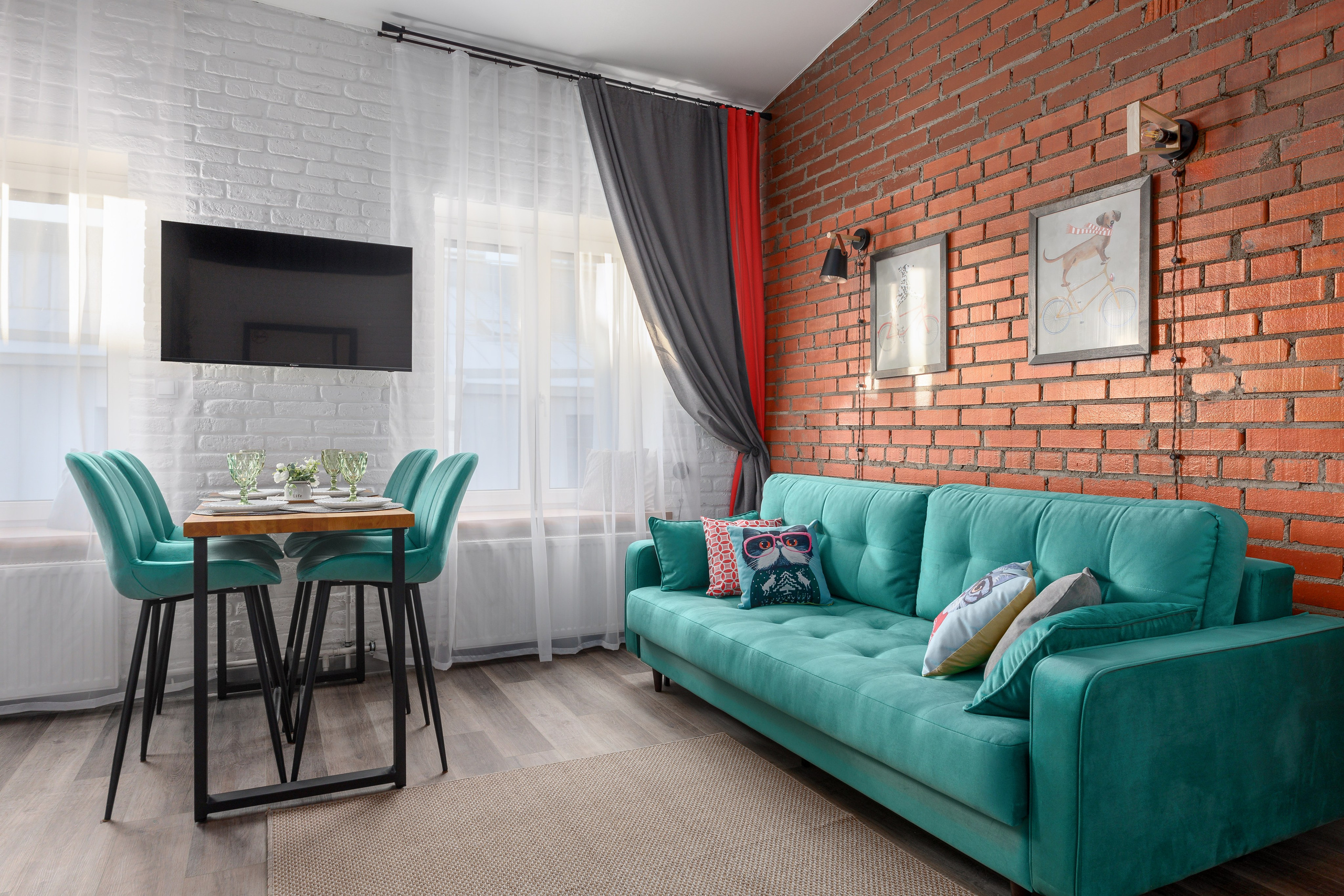 Студия, Полтавская ул