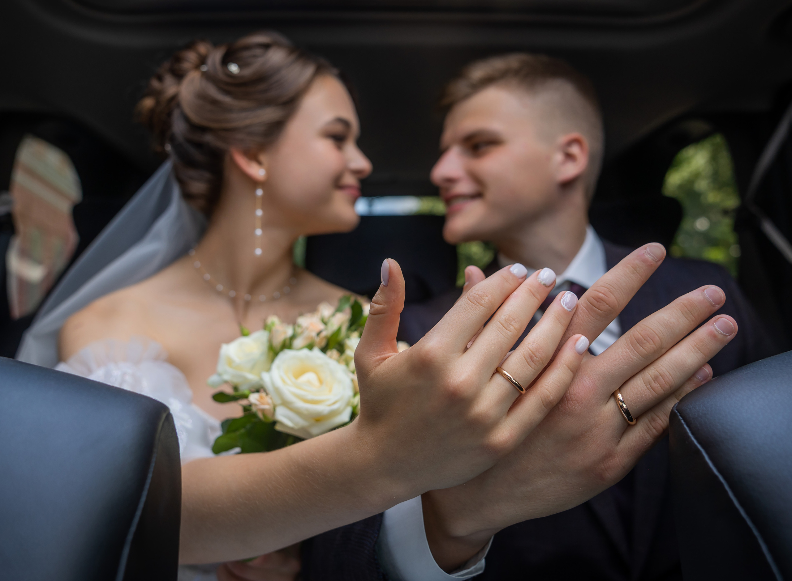 Денис и Юлия. Фотограф Петров Александр Свадьбы, Съемка в студии, Выпускные альбомы г. Балашов