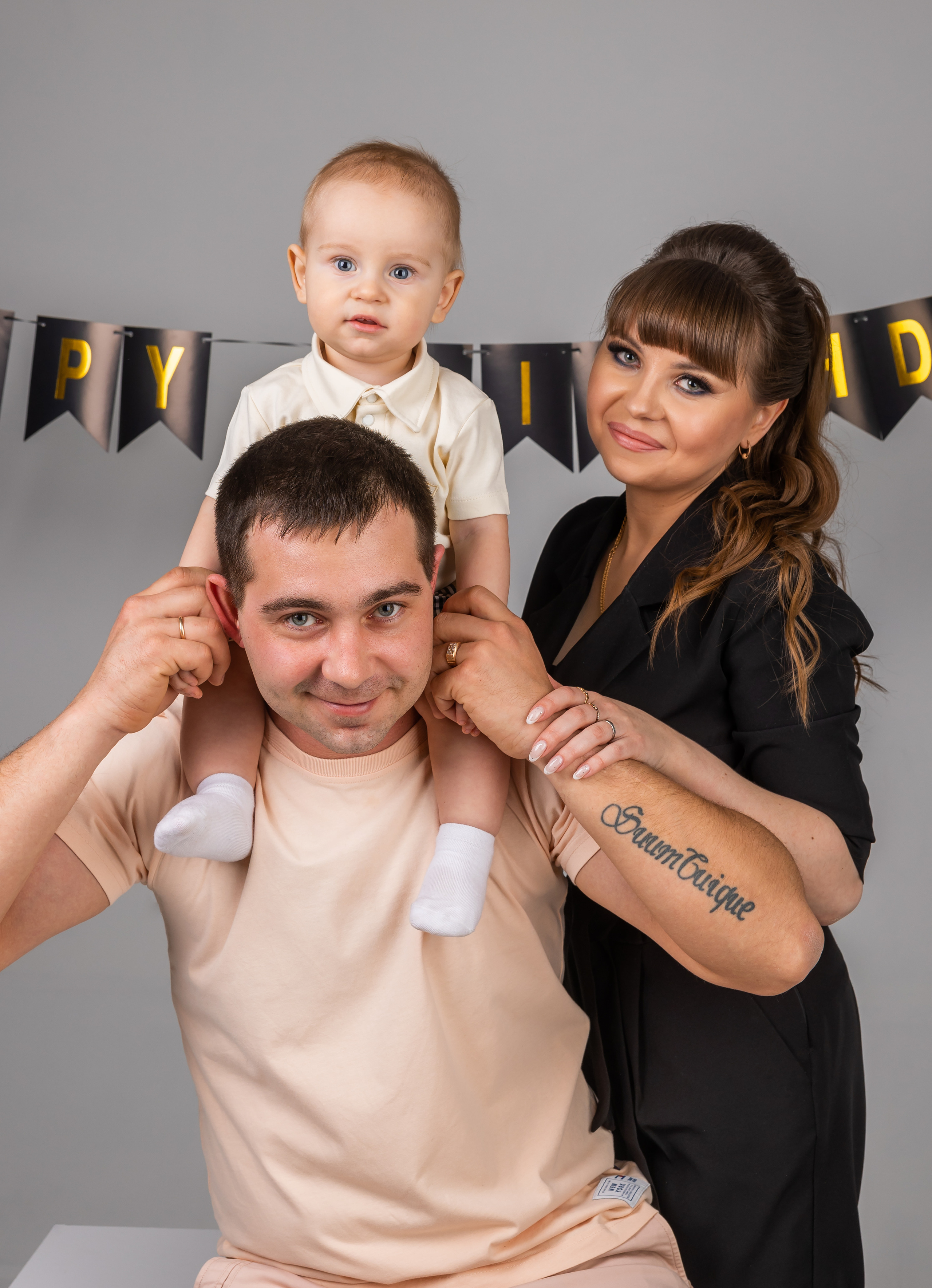 Семейные съёмки. Фотограф Петров Александр Свадьбы, Съемка в студии, Выпускные альбомы г. Балашов