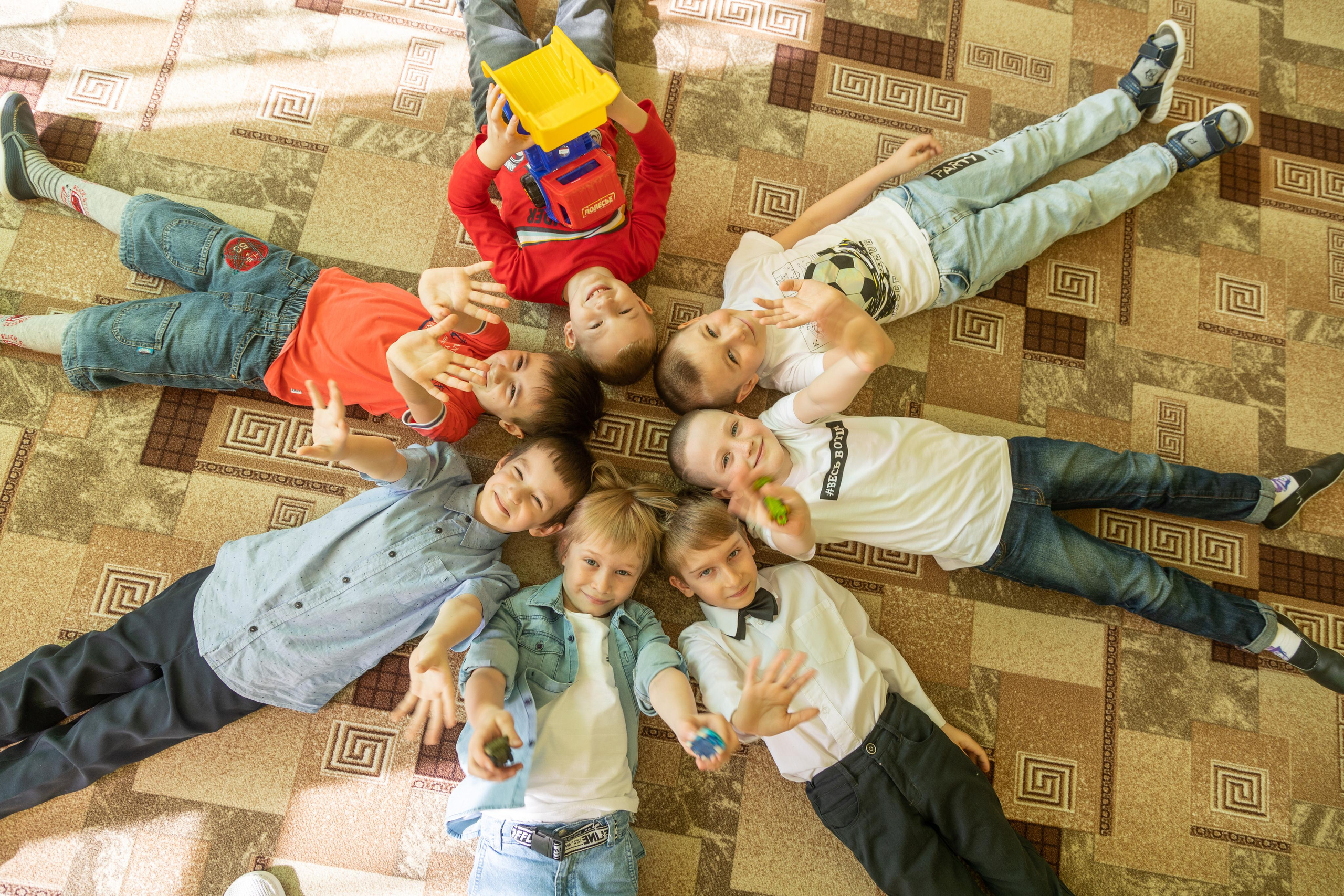 ФОТОГАЛЕРЕЯ. Фотограф Петров Александр Свадьбы, Съемка в студии, Выпускные альбомы г. Балашов
