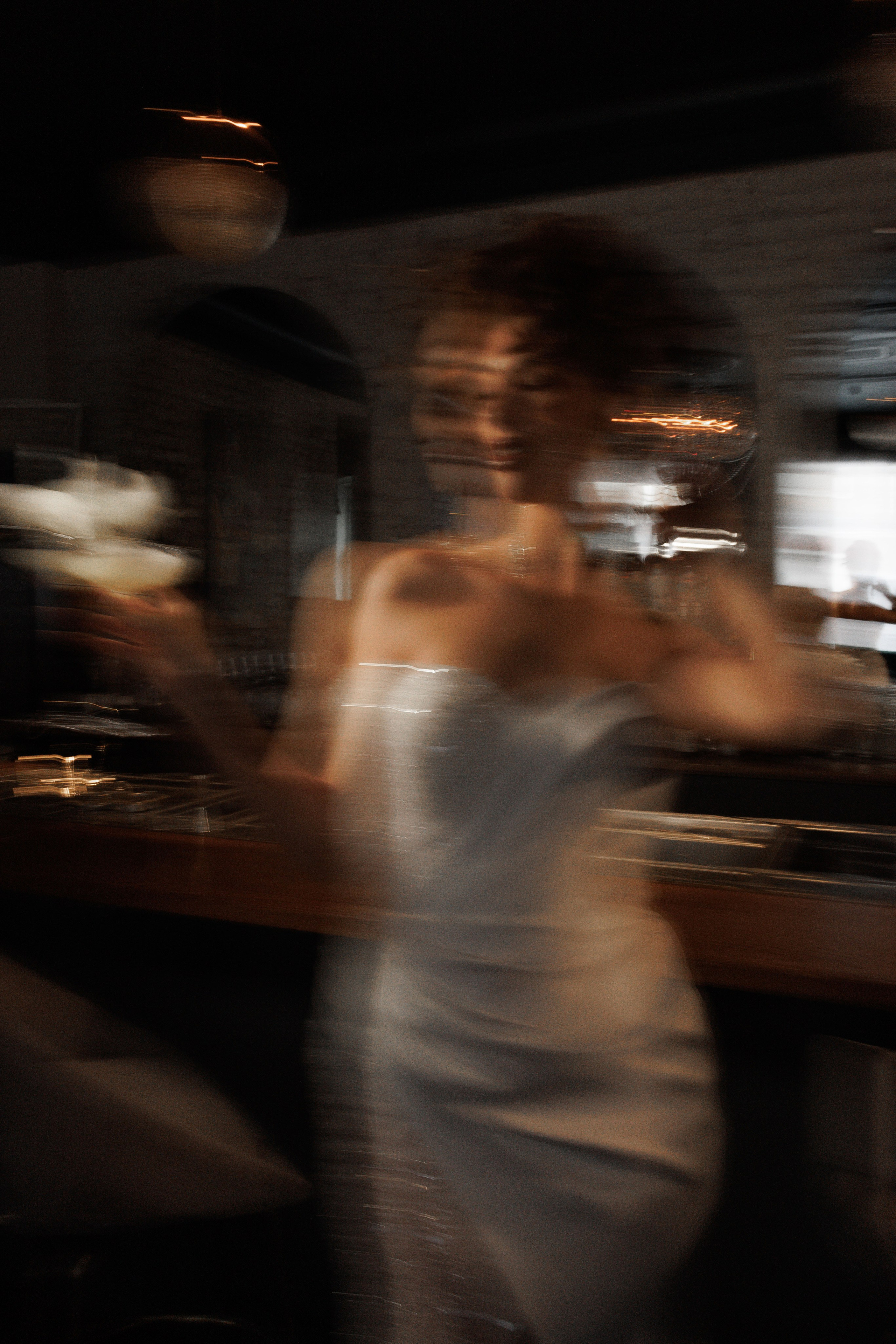 Свадебная серия в баре. Свадебный и семейный фотограф  во Владивостоке Ольга Украинец