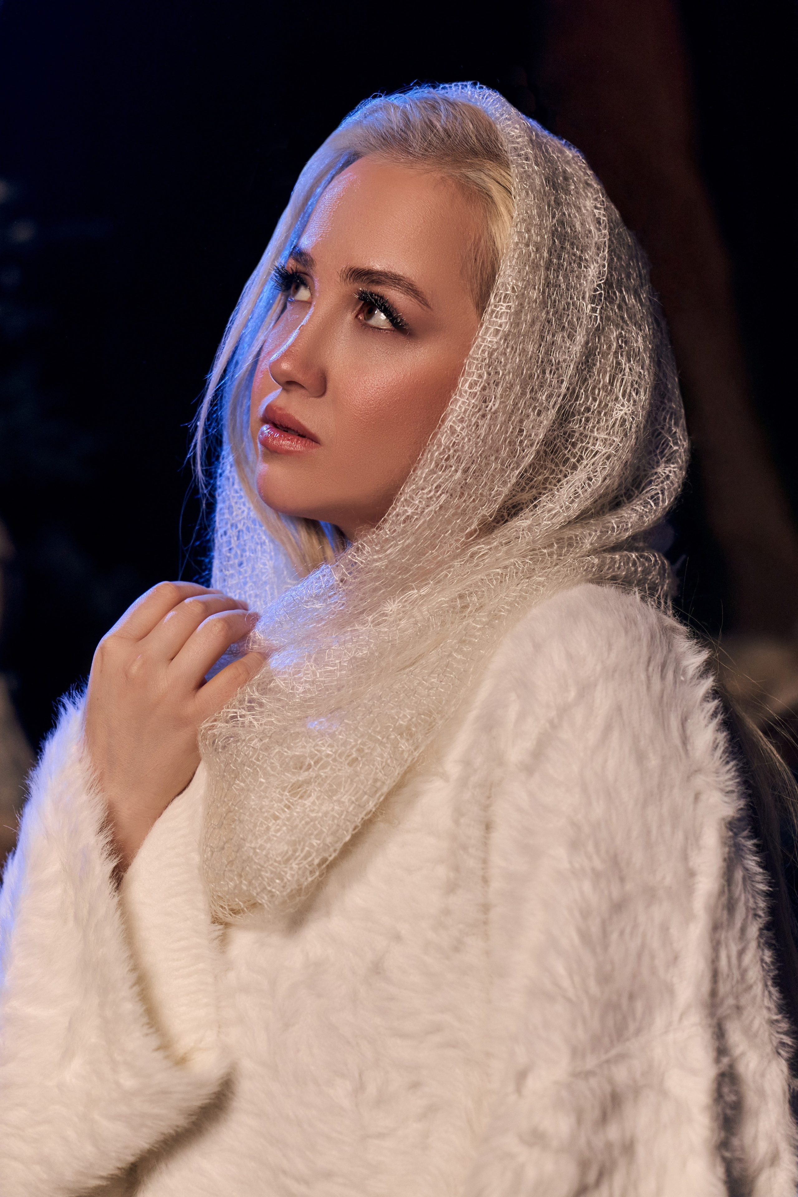 Женские студийные съемки. Коммерческий фотограф Москва