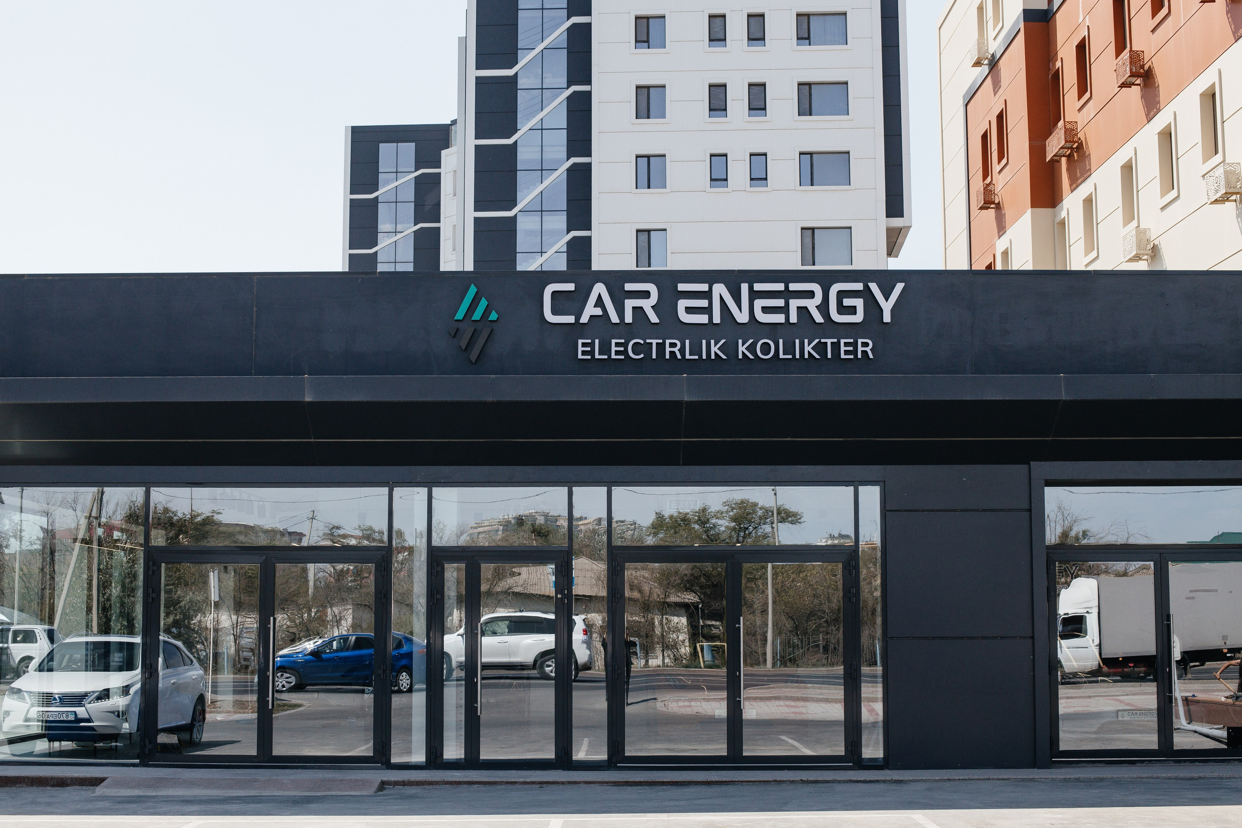 Рекламная фотосессия для Car energy. Фотограф Сиражев Карымсак. Фотосессия, бизнес портреты