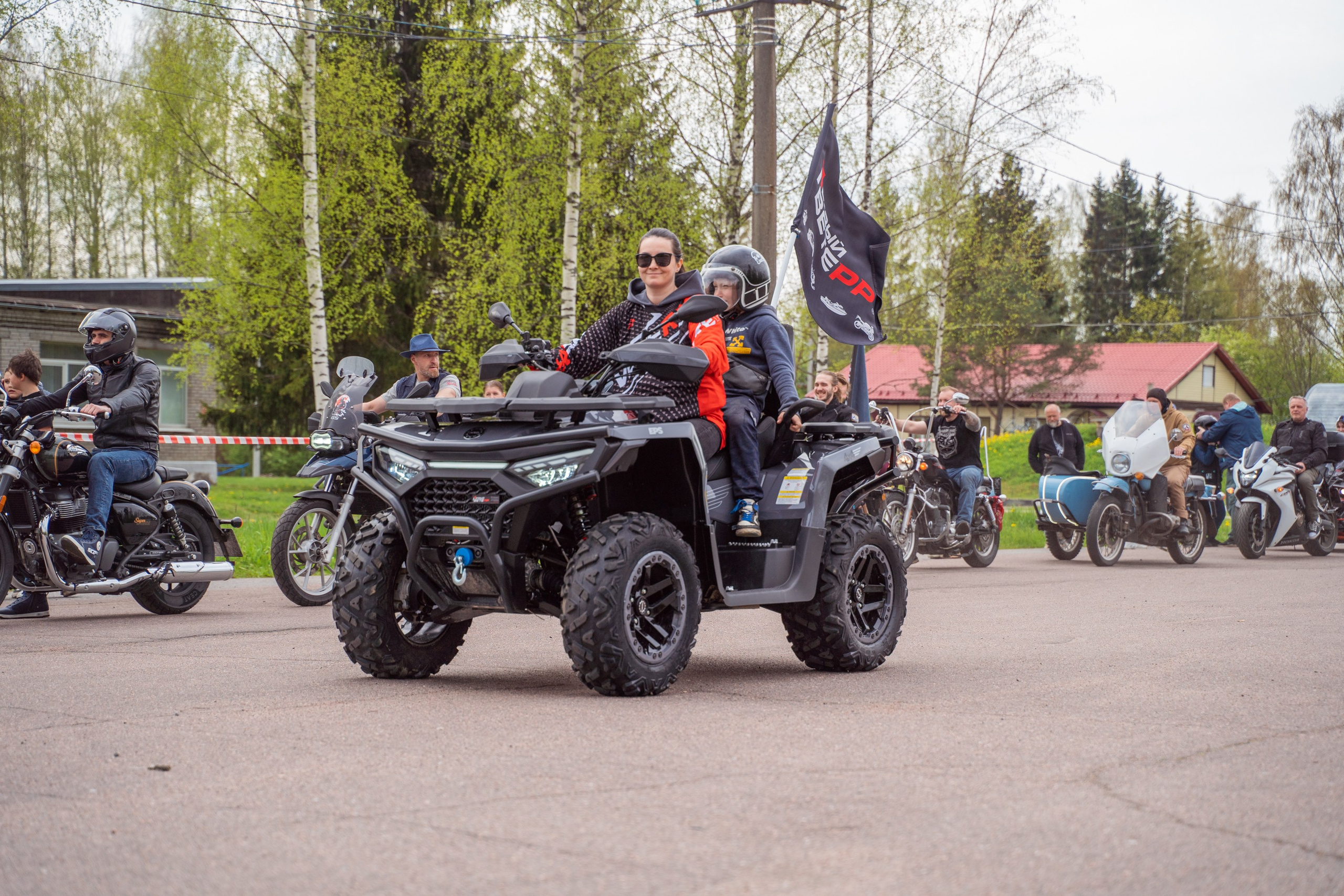 Мотоциклы —репортажная фотосъемка в Санкт-Петербурге. Свадебный, семейный, портретный, репортажный фотограф в Санкт-Петербурге