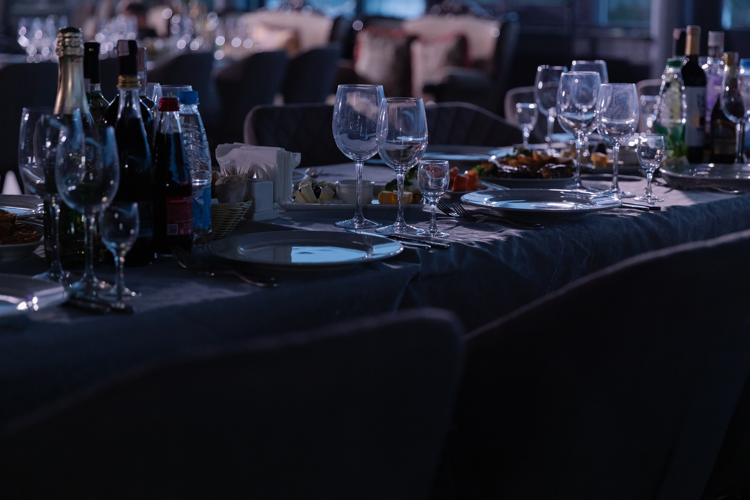 Корпоративная новогодняя фотосъемка для BELARUSBANK в Ресторане «Урарту». Свадебный фотограф в Минске/Беларуси Сергей Спиридонов