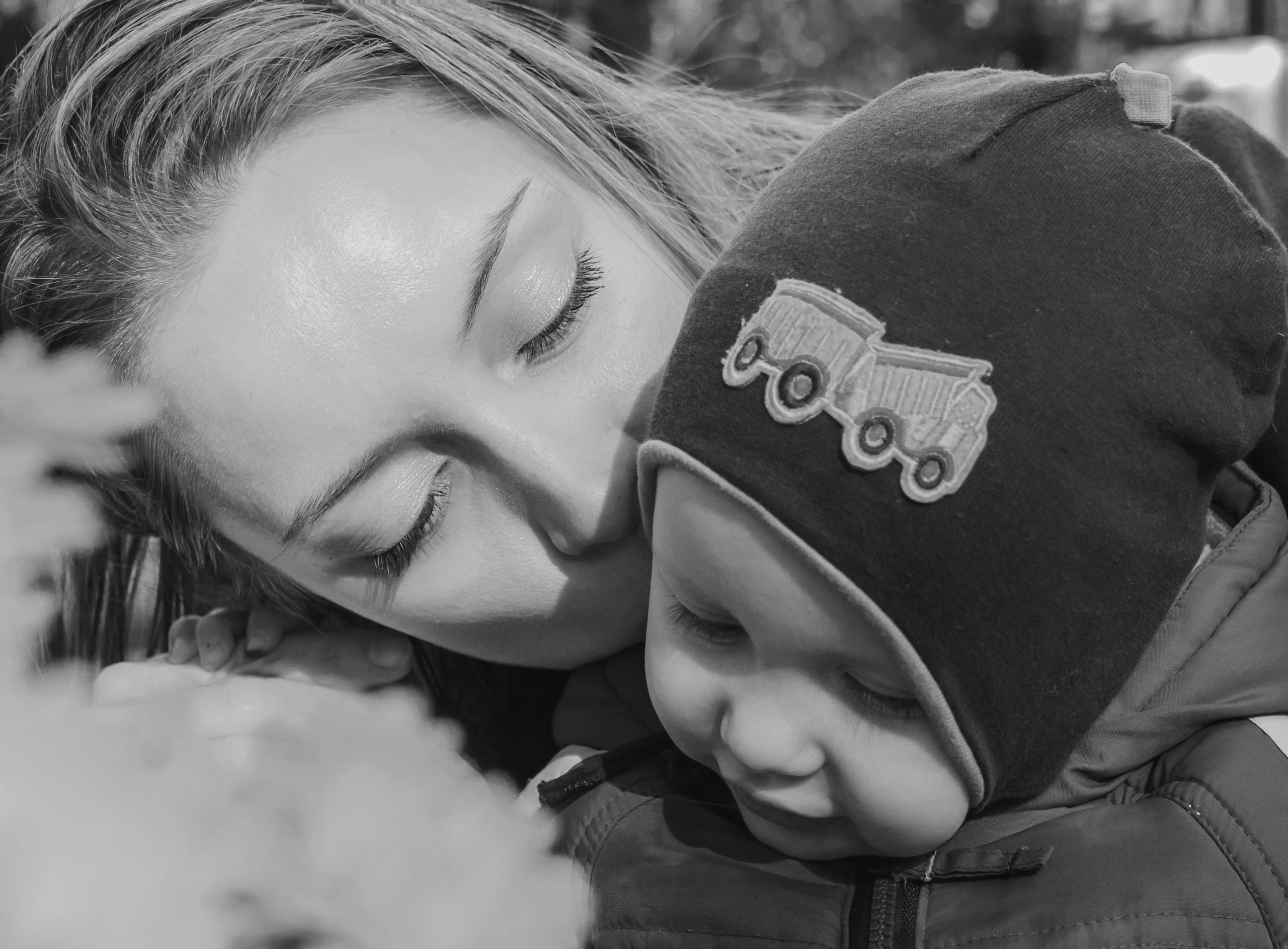 Elegant beauty with Lyubov. Portrait photographer in Tivat Montenegro Katerina Kirsanova