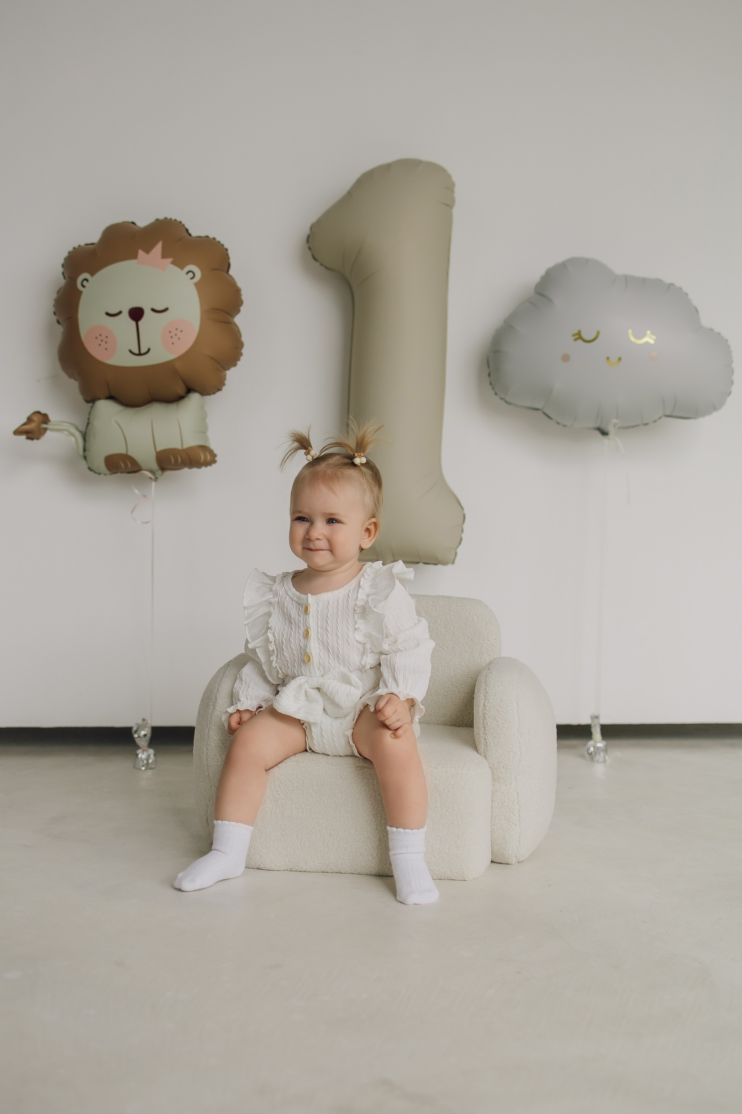 МАлышка Анечка с мамой и папой