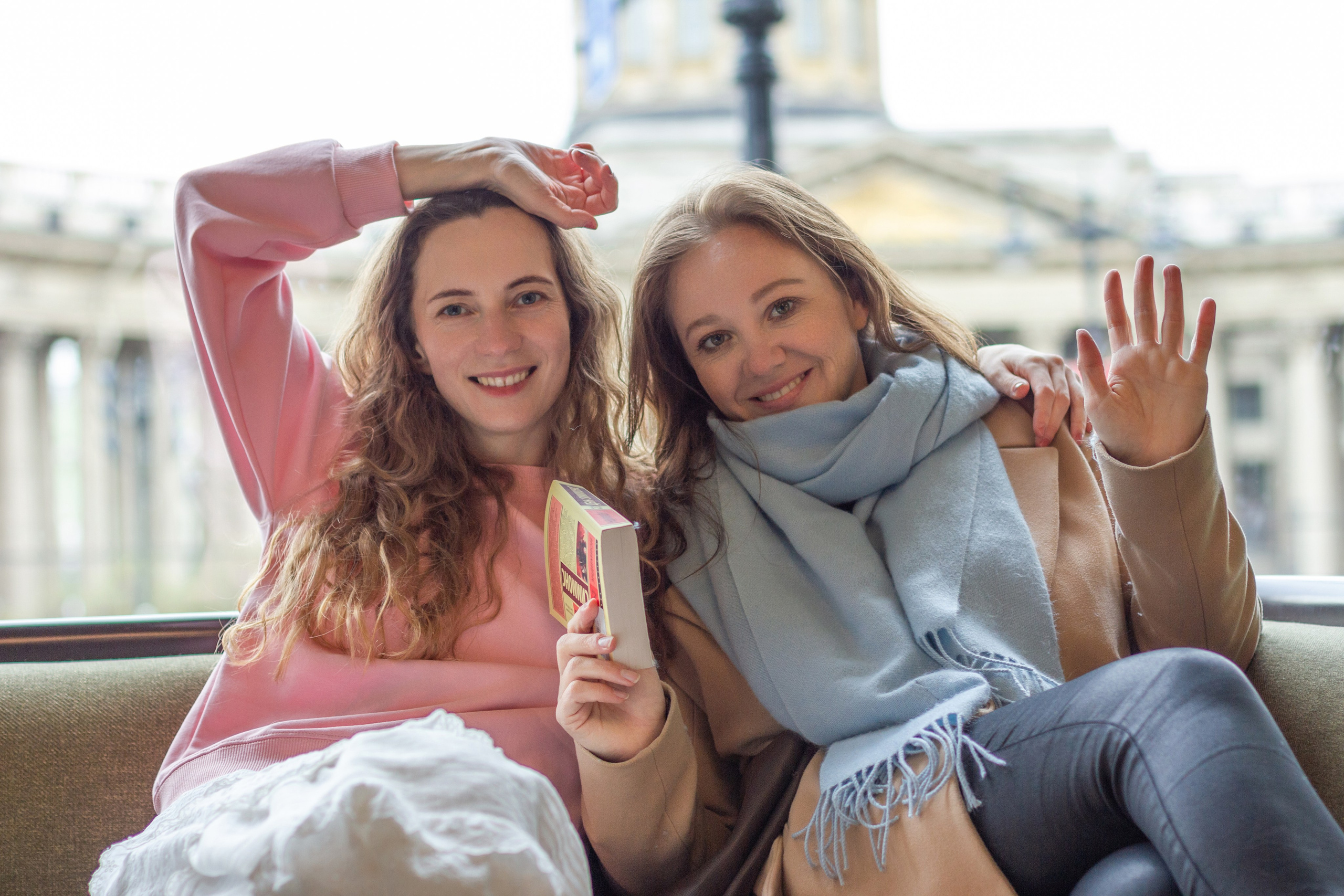 Фотопрогулка по центру Питера с подружками. Портретный и семейный фотограф в Санкт-Петербурге Ульяна Жукова