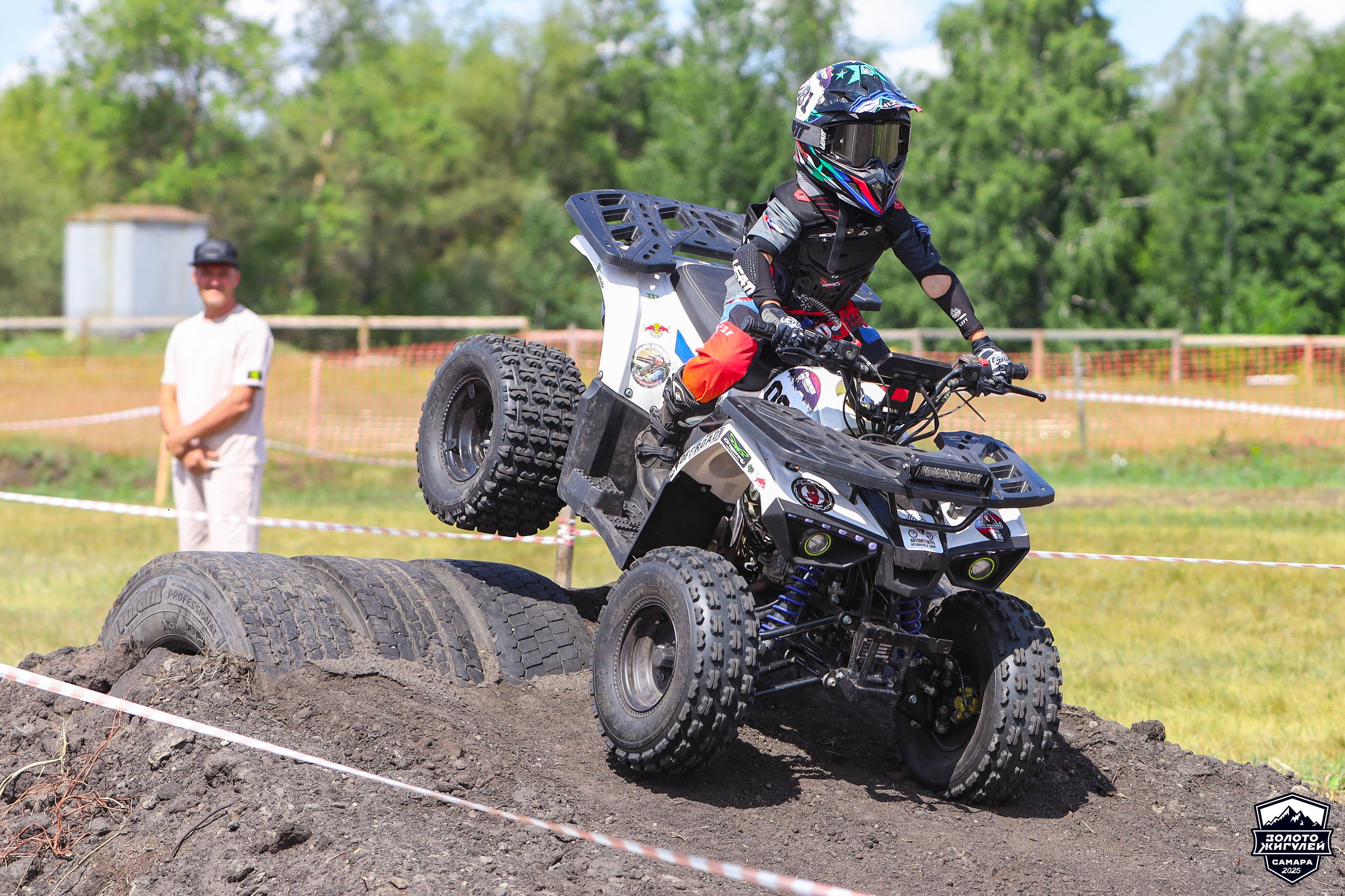 Заезды «МИНИ ДЕТИ» и «МАКСИ ДЕТИ». Кубок России по гонкам с водными препятствиями на квадроциклах «Золото Жигулей 2025». Спортивный фотограф в Самаре