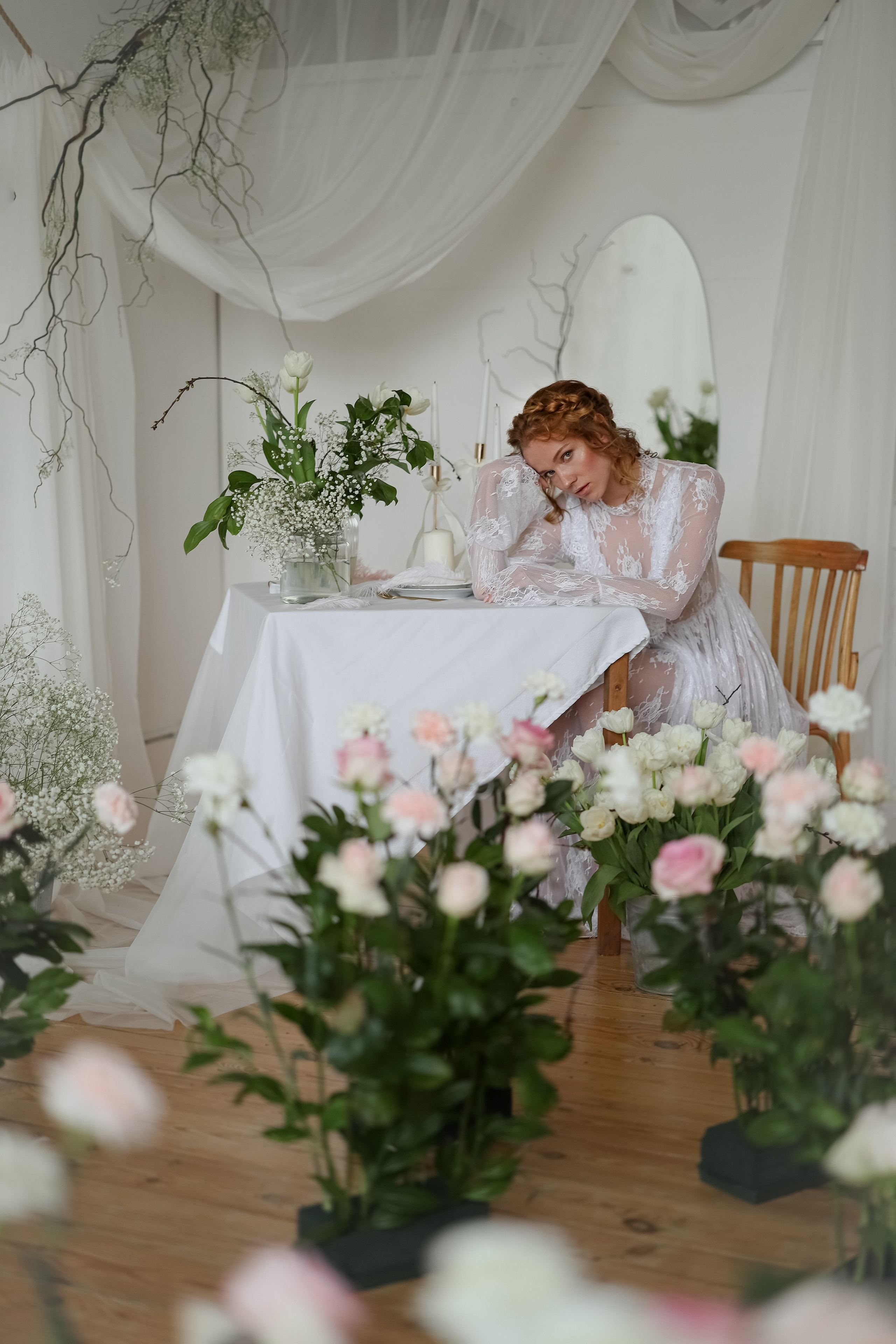 Фотосессия с живыми цветами для Дарьи. Свадебный и семейный фотограф в Абхазии Жанна Соснина