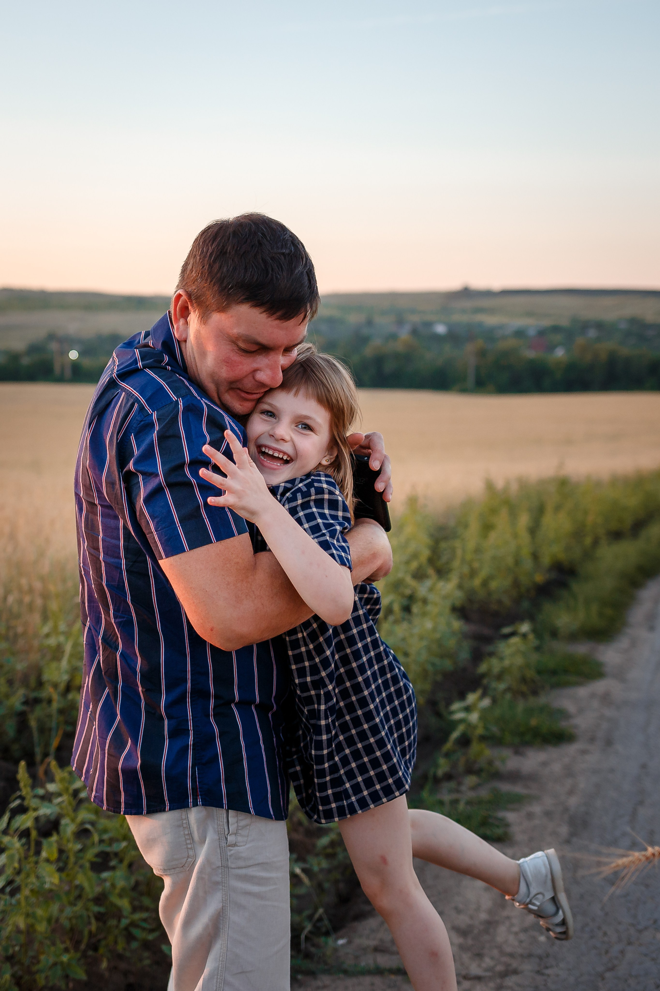 Однажды в поле. Семейный фотограф в Саратове Юлия Охотникова