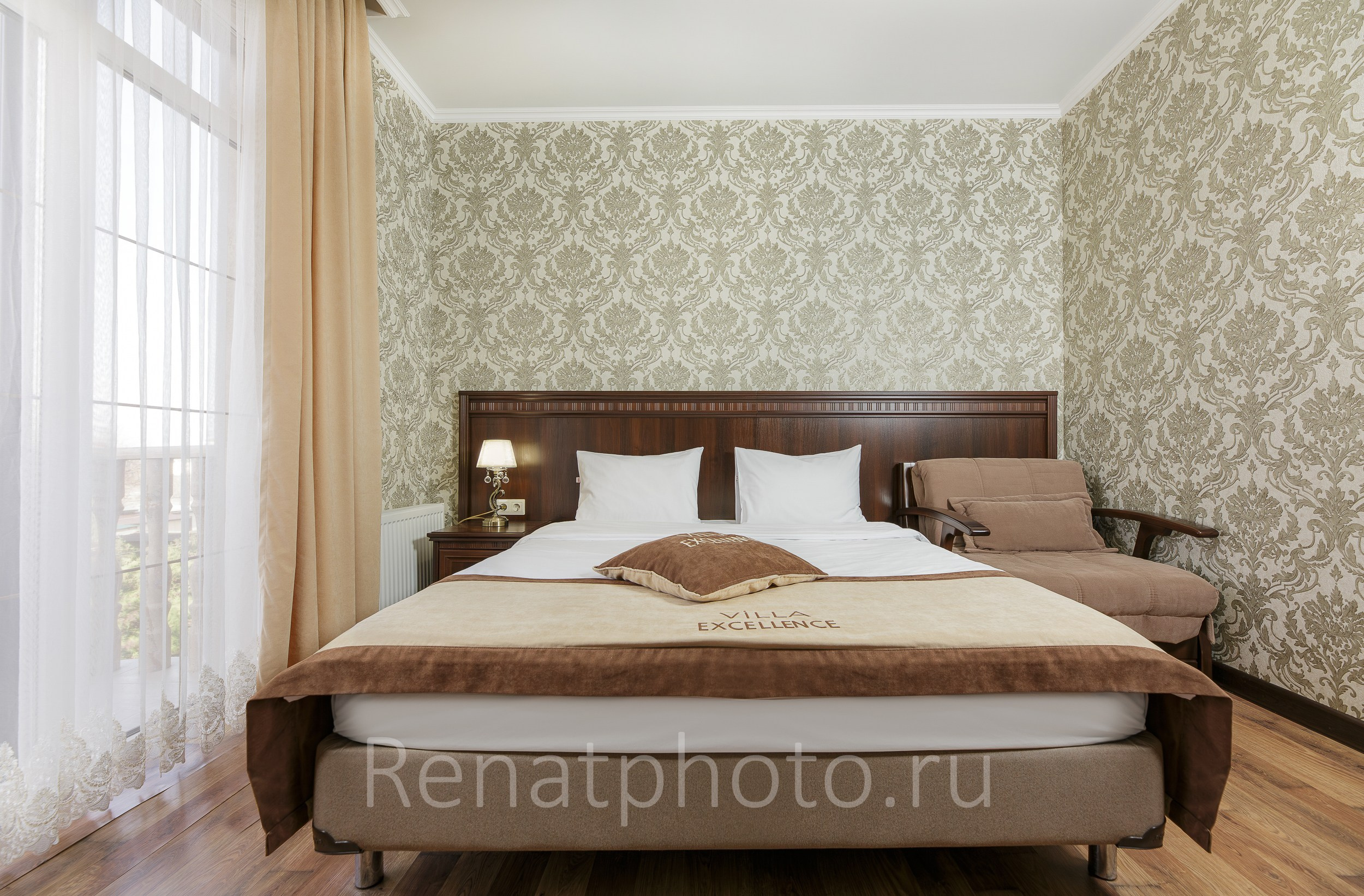 Отель «Вилла». Профессиональная фотосъёмка интерьеров, предметная фотосессия еды для меню г. Анапа