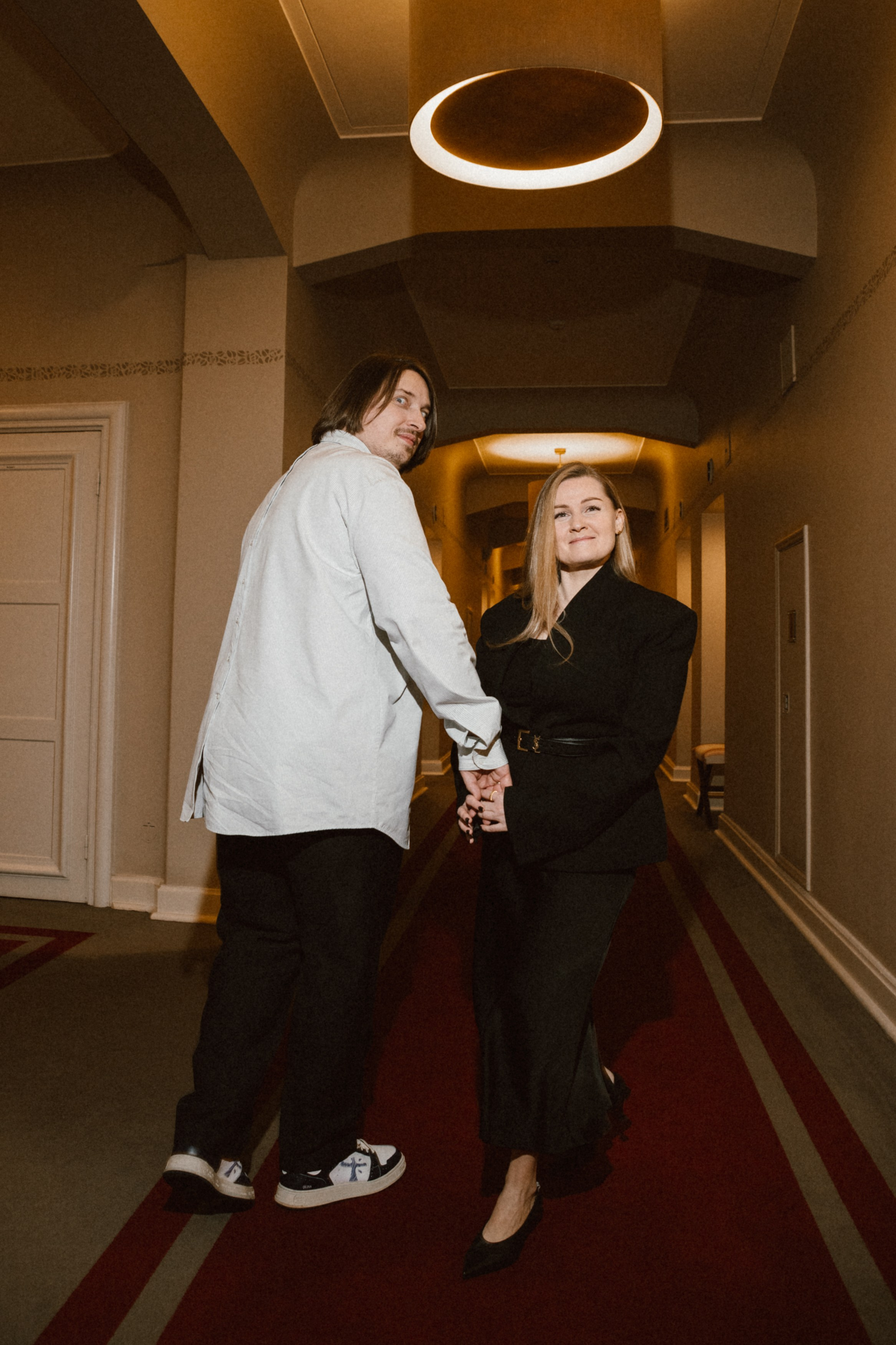 Даша и Витя в Астории. Репортажный и портретный фотограф в Санкт-Петербурге Степлевич Дарья