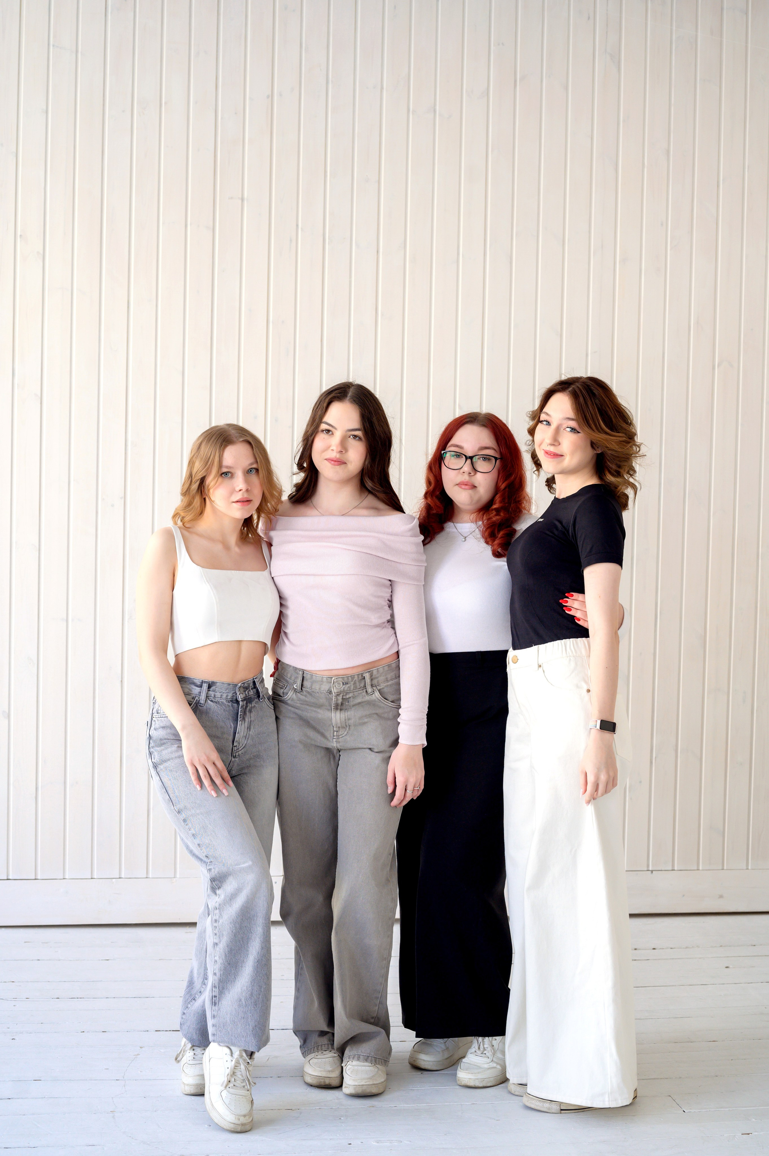 11 класс. студия. Фотограф новорожденных, семейный детский в Тюмени Татьяна Морозова