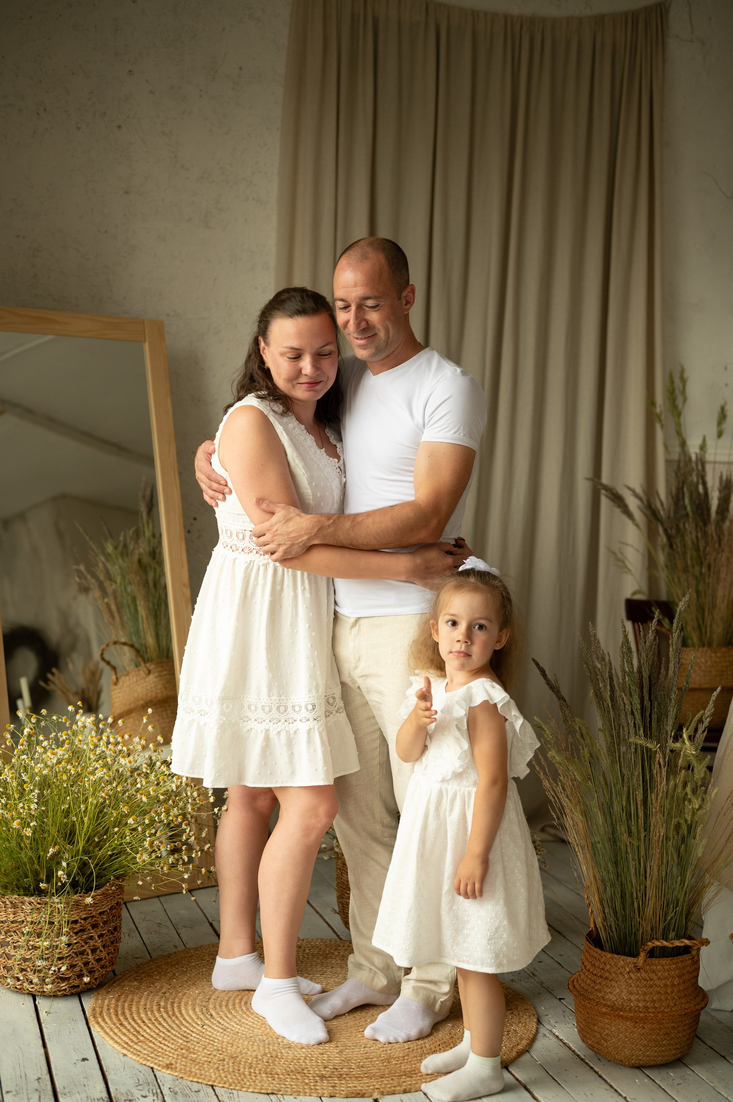 Семейная съемка в фотостудии «Воздух». Фотограф новорожденных, семейный детский в Тюмени Татьяна Морозова