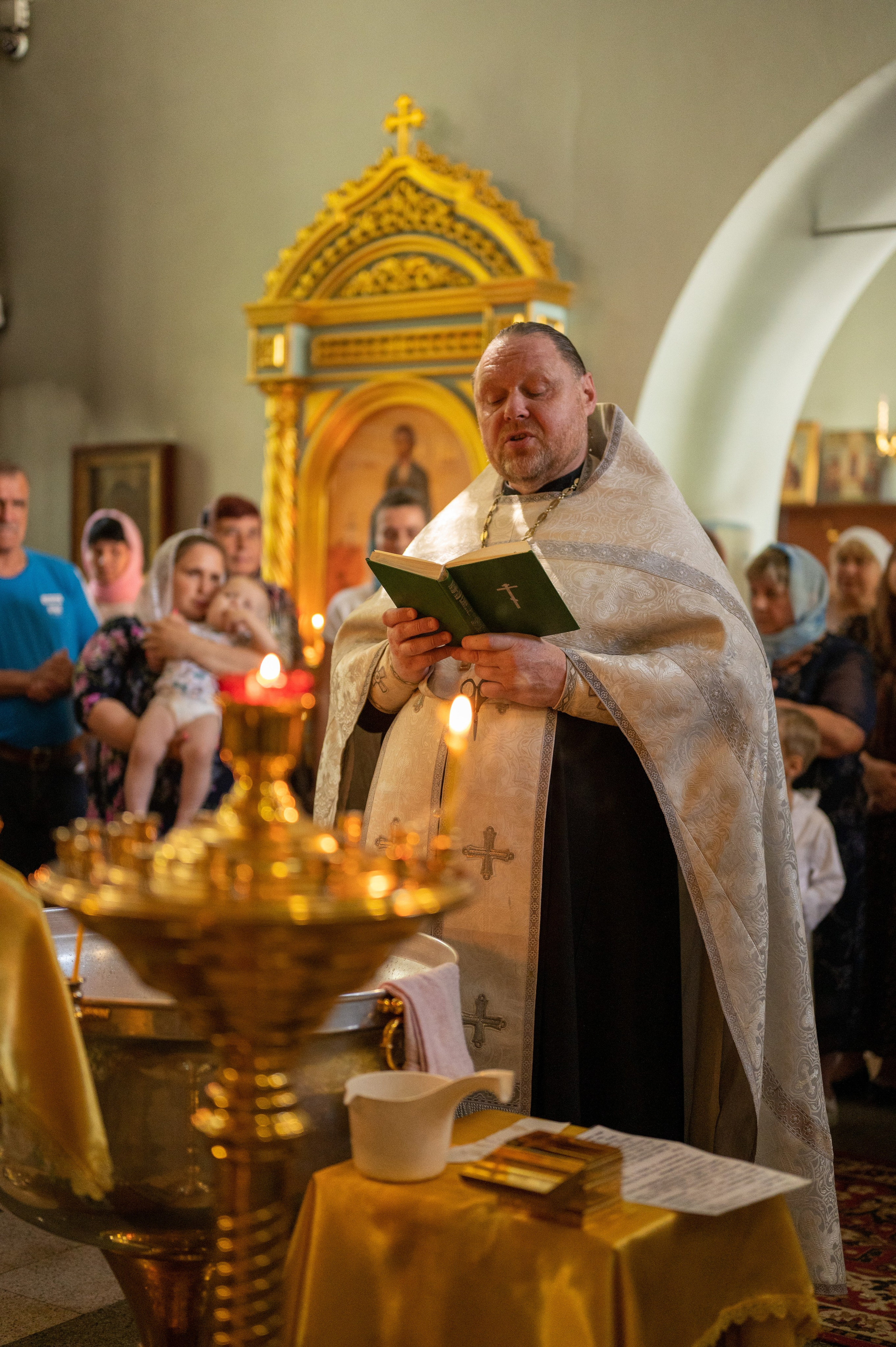Крещение Матвей и Тимофей. Фотограф новорожденных, семейный детский в Тюмени Татьяна Морозова