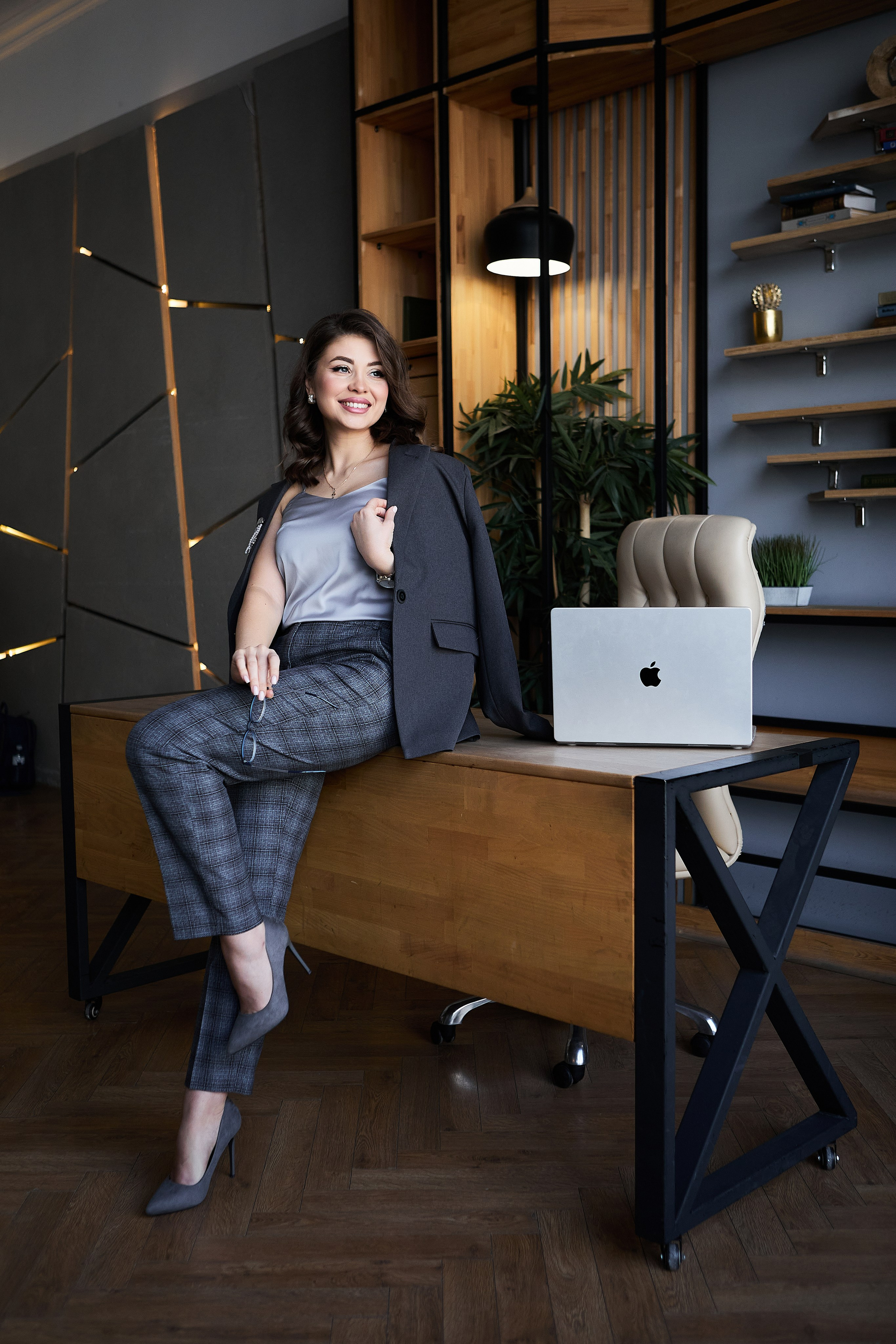 Бизнес-портрет 2024 год. Репортажный Фотограф Москва Дарья Лунева