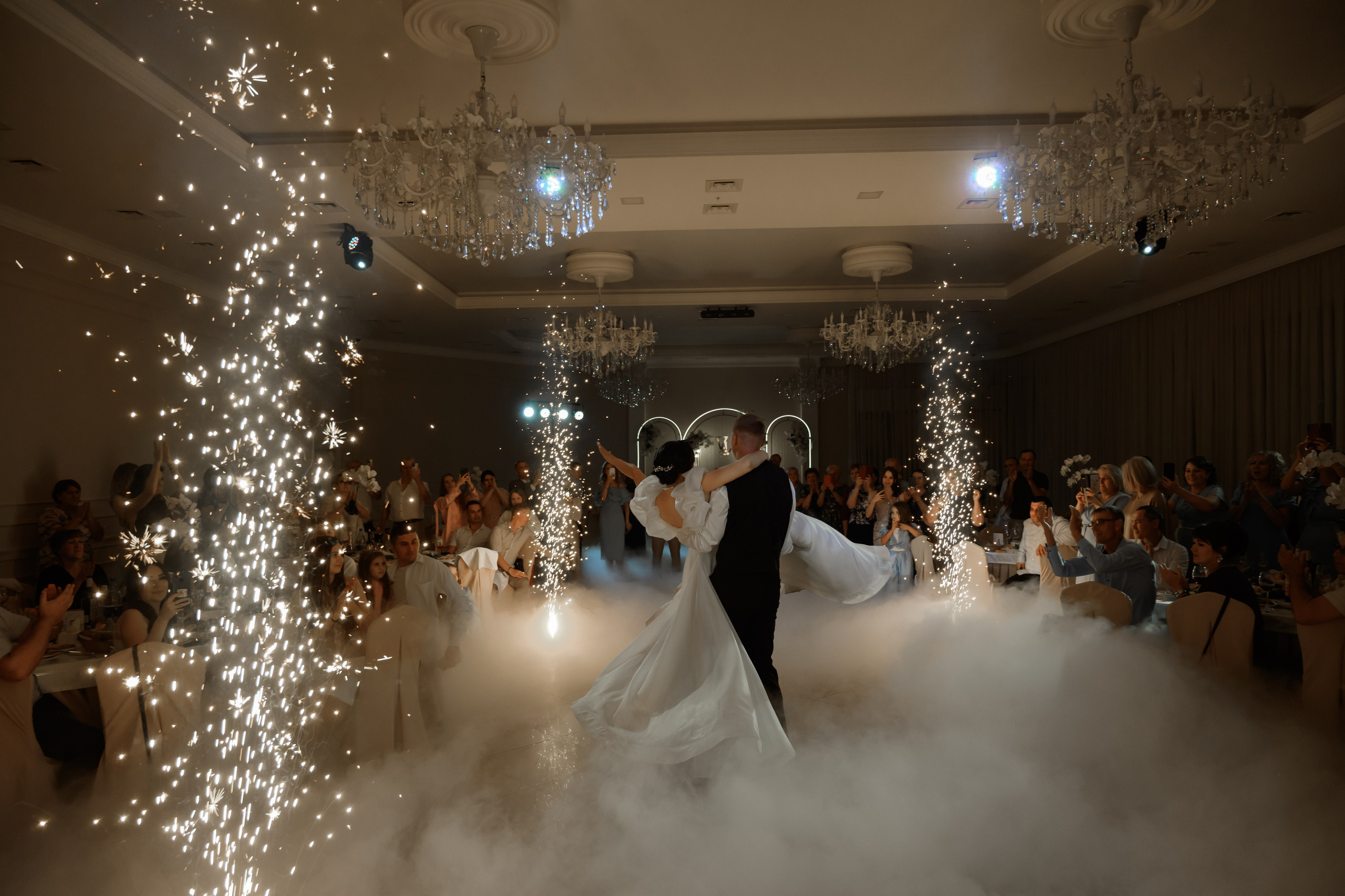 В + В. Свадебный фотограф в г. Астрахань. Так же выезжаю в другие города