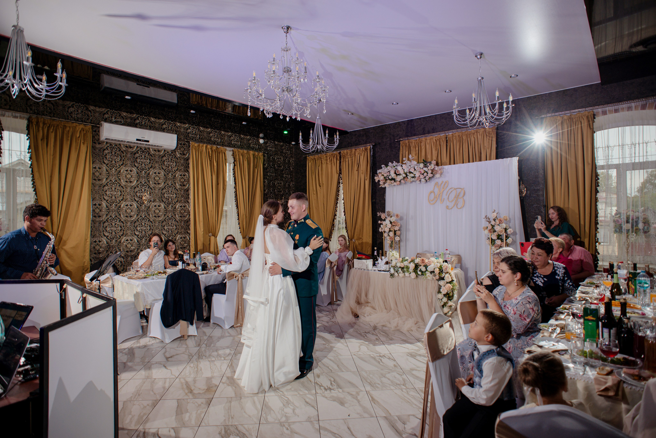 Николай и Виктория (г. Кашира). Королева Елена Свадебный и семейный фотограф в Туле