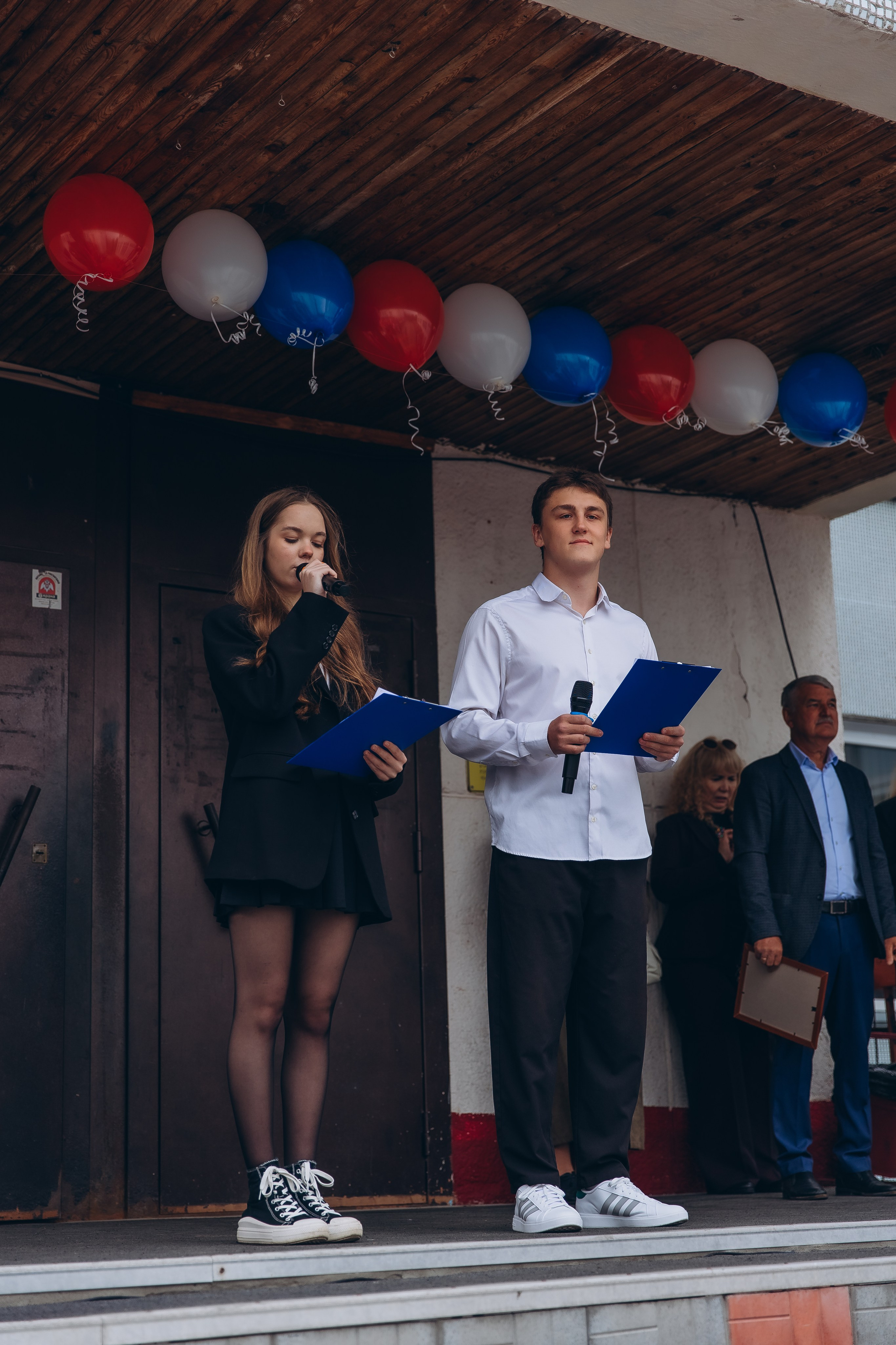 Линейка 199 школа. Фотограф из Сибири