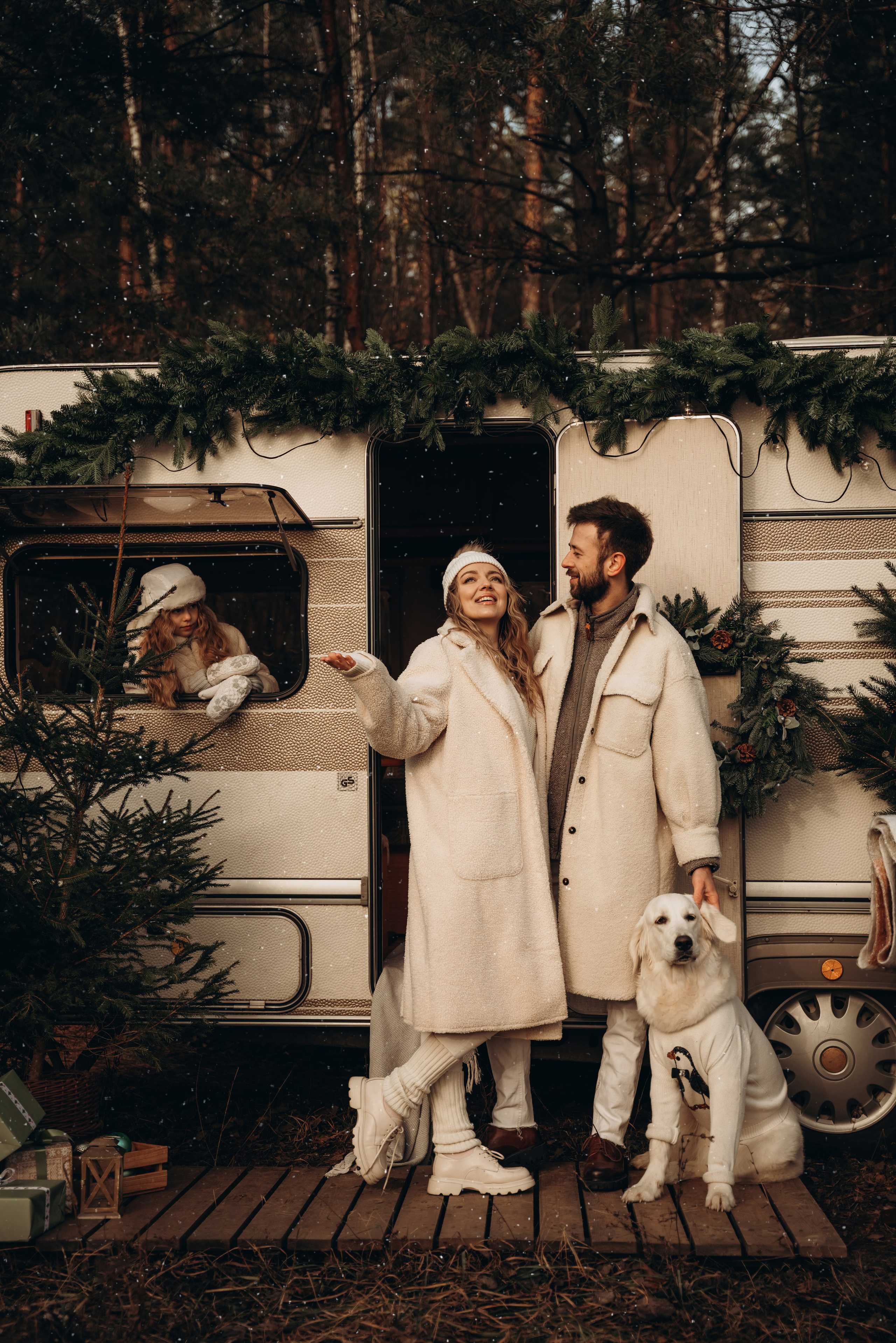 Женя, Юля, Дарина и Молли. Фотограф Мария Миллс | Минск