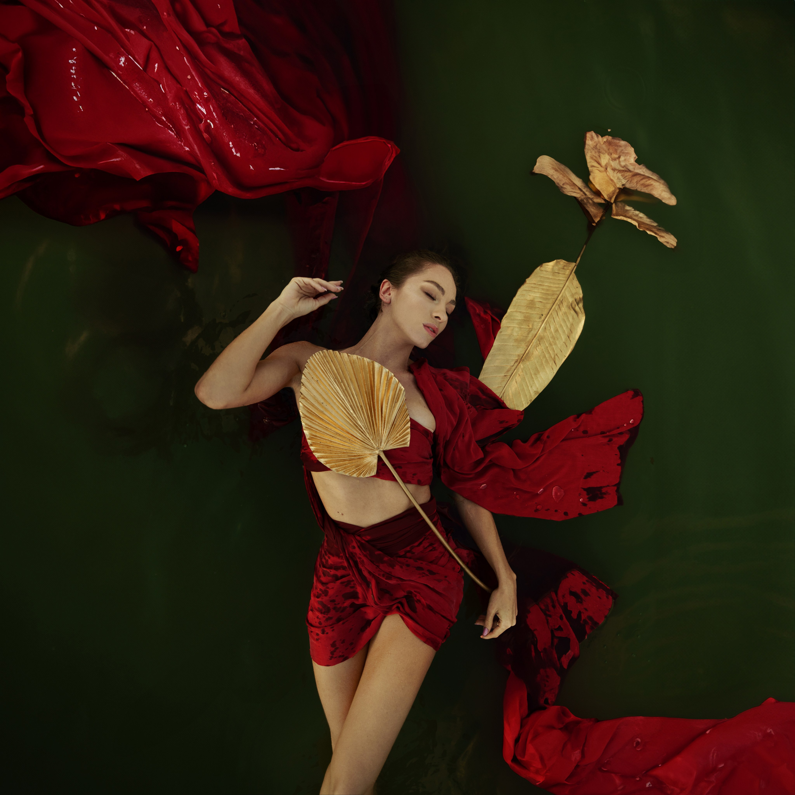 Проект для бренда Эко-Шелка Cho_effect. ART PHOTOGRAPHER KIRILL SAKRUKIN