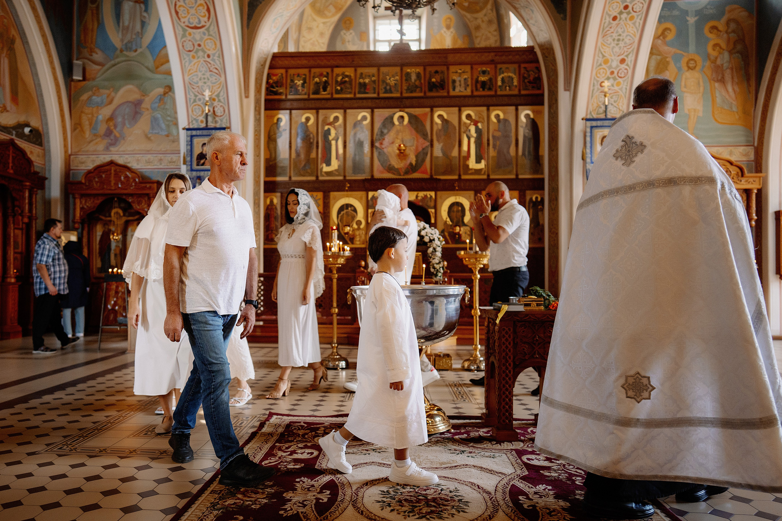 Крещение Владимира. Фотограф на Крещение и Венчание в Красноярске Рамазанова Юлия