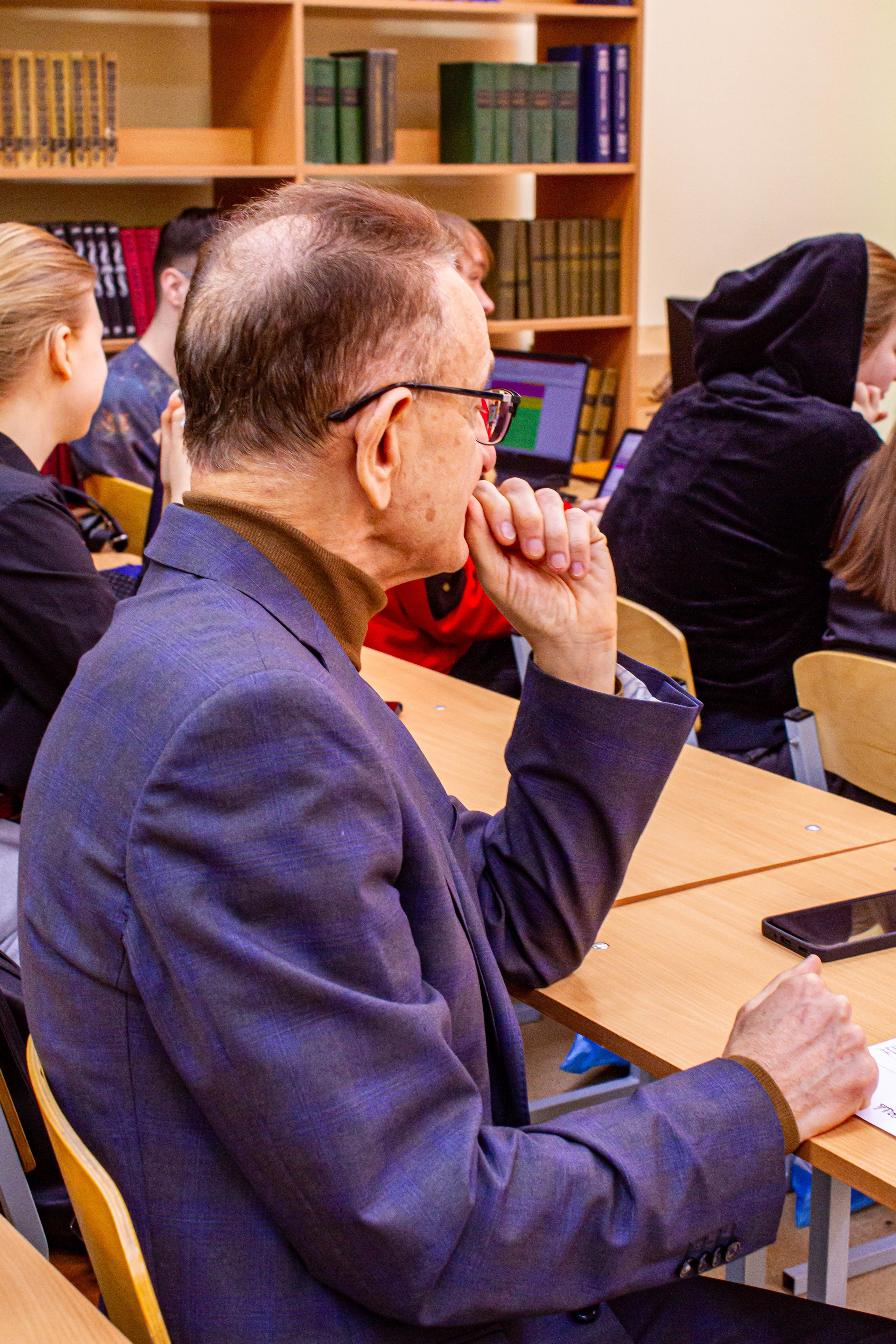 Маркетенговая мастерская в Екатеринбургской академии современного искусства 2025