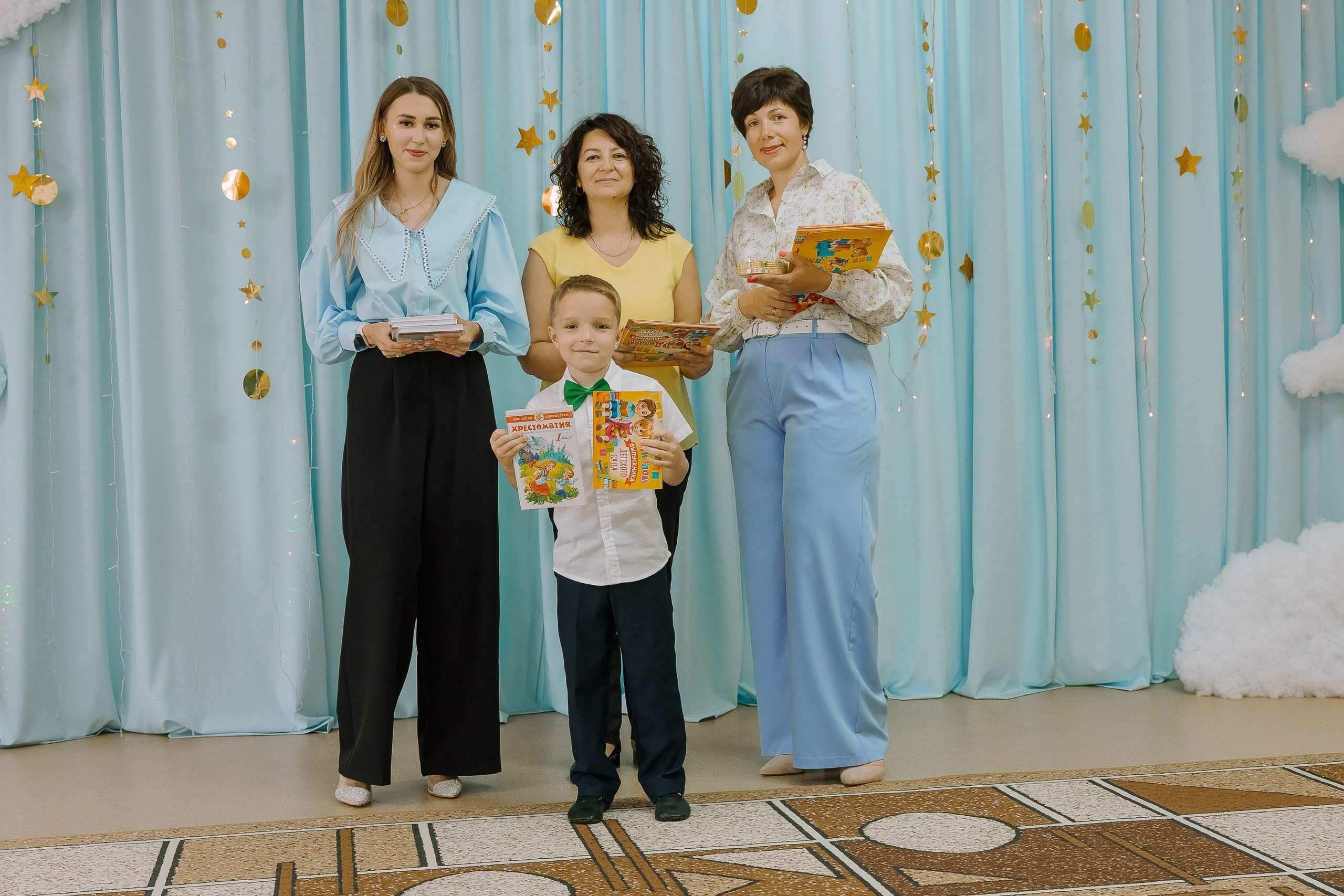 Выпускной в ДС -29. Выпускные альбомы Натальи Бутко: Новороссийск, Анапа, Геленджик