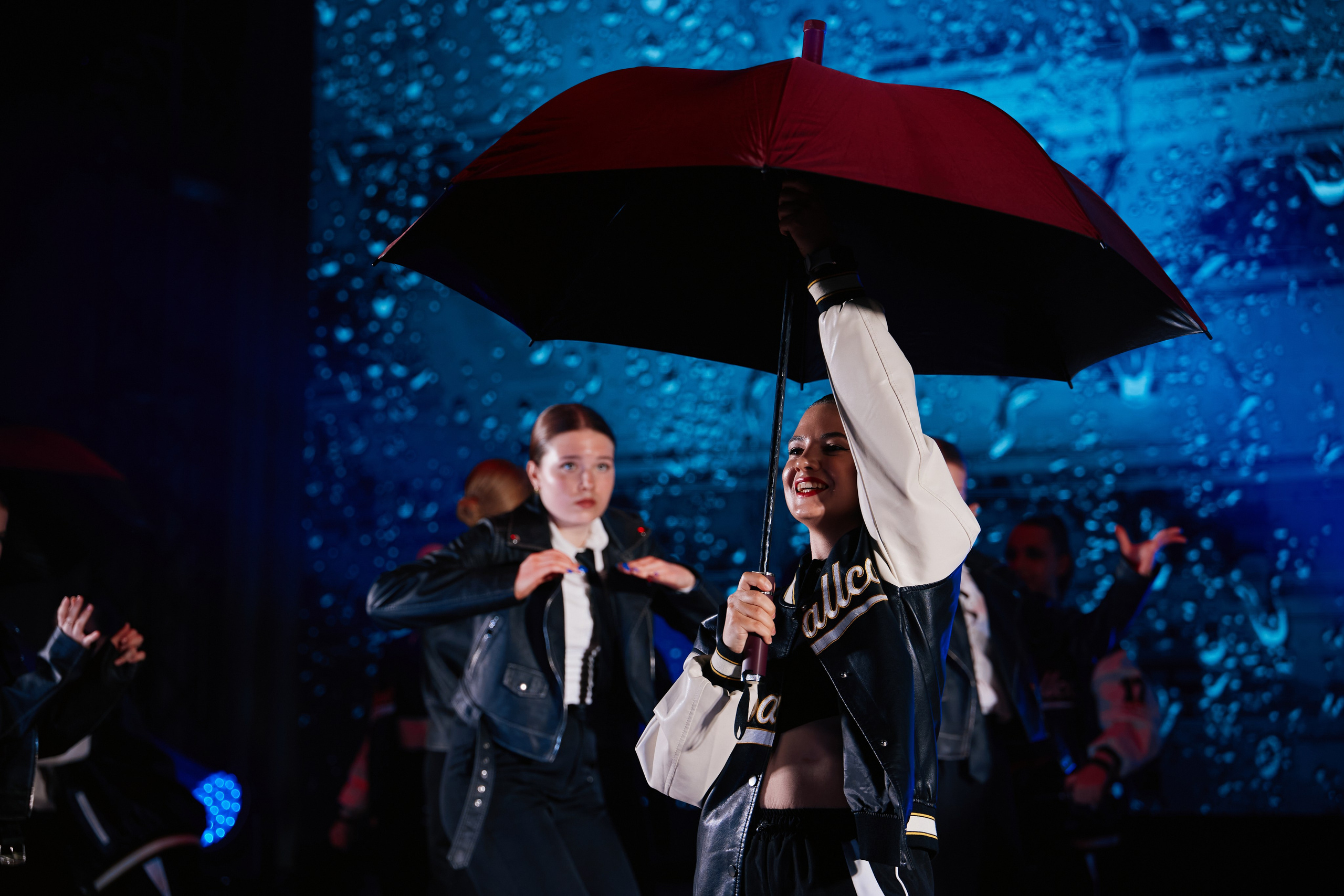 VIVA GLAM Отчетный концерт. Фотограф и видеограф в Кургане Леонид Корнильев