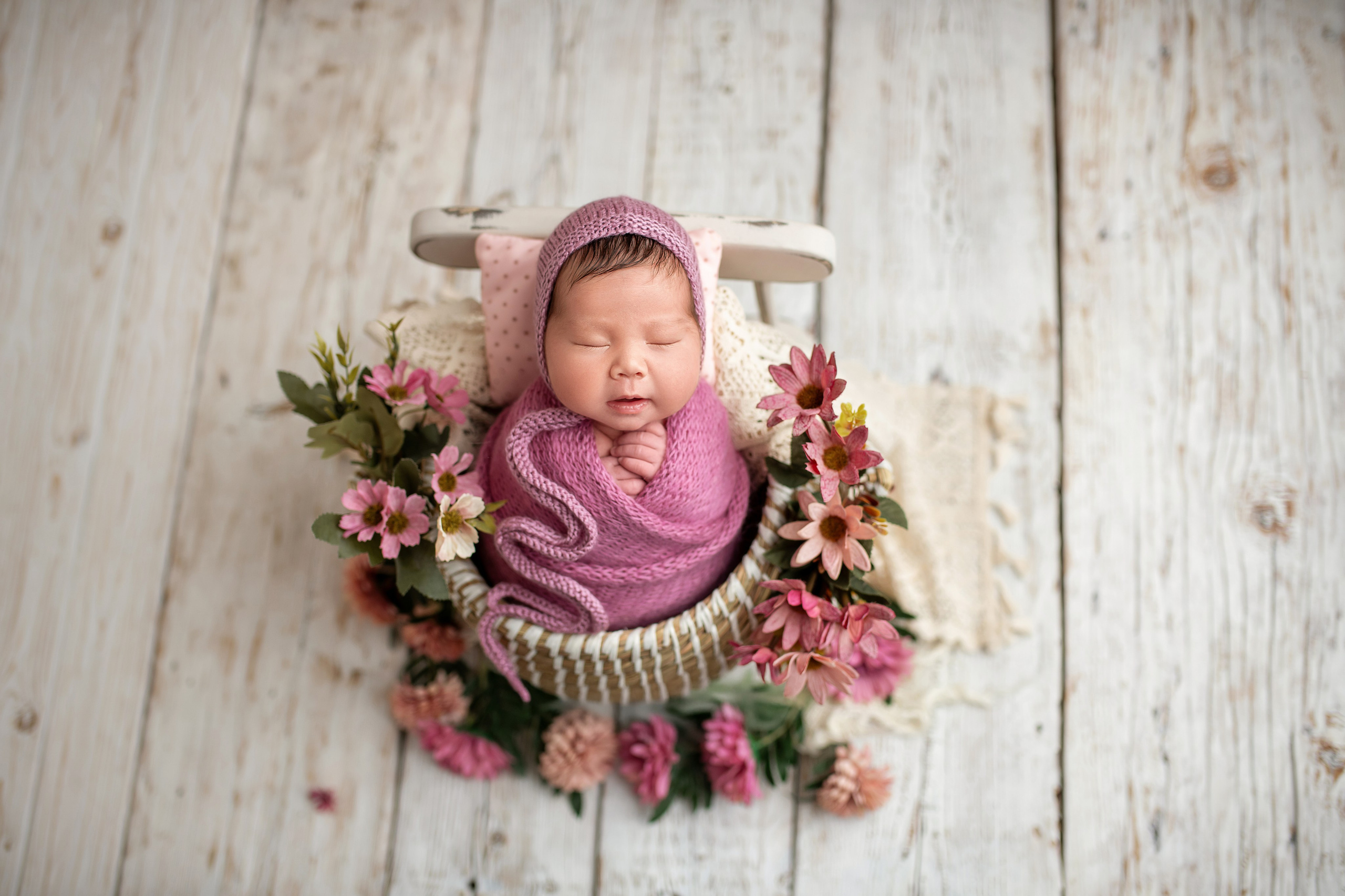Newborn. Творческая команда Ульяшевы, свадебная и семейная фотография. Кахахста