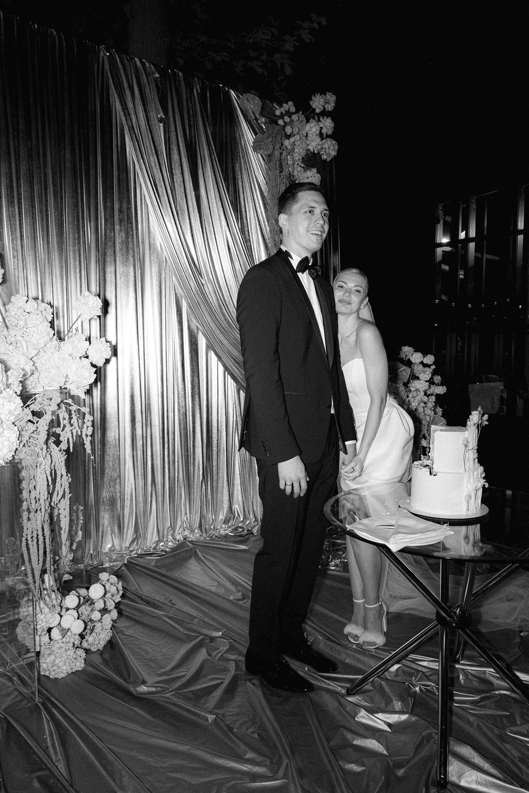 Love is all Around. Сентиментальная свадебная фотография