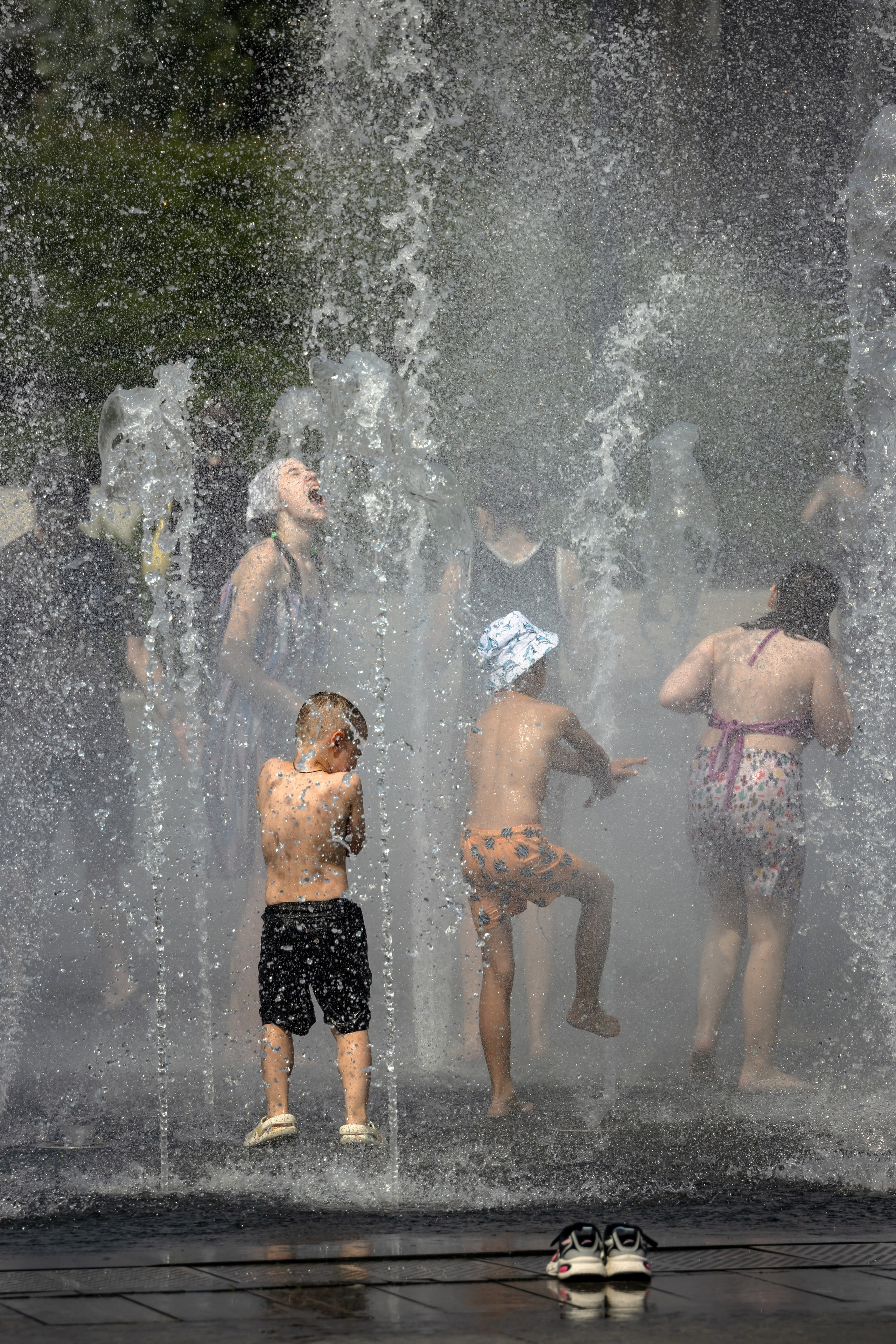 STREET. NE Cinema — backstage and reportage photography in cinema, music, Automotive and sport