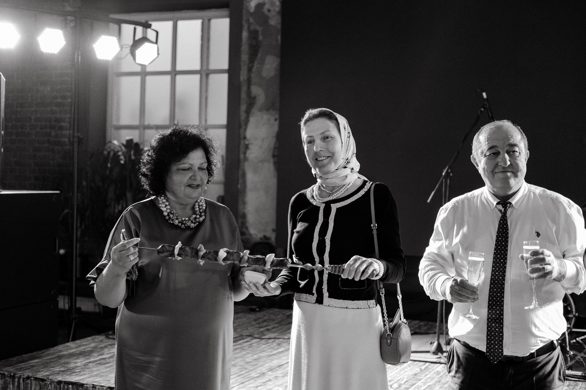 Позовем всех?. Свадебный фотограф Александра Тюлякова