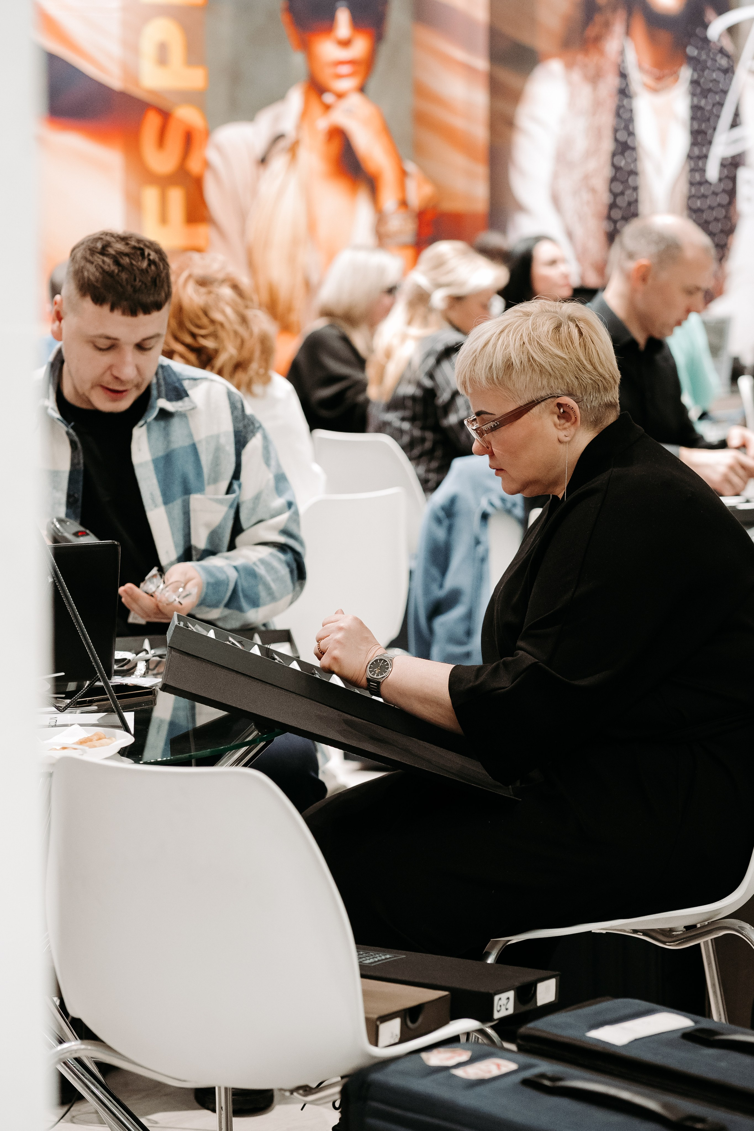 Оптическая_выставка. Репортажный и свадебный фотограф в Москве Рая Небогатова