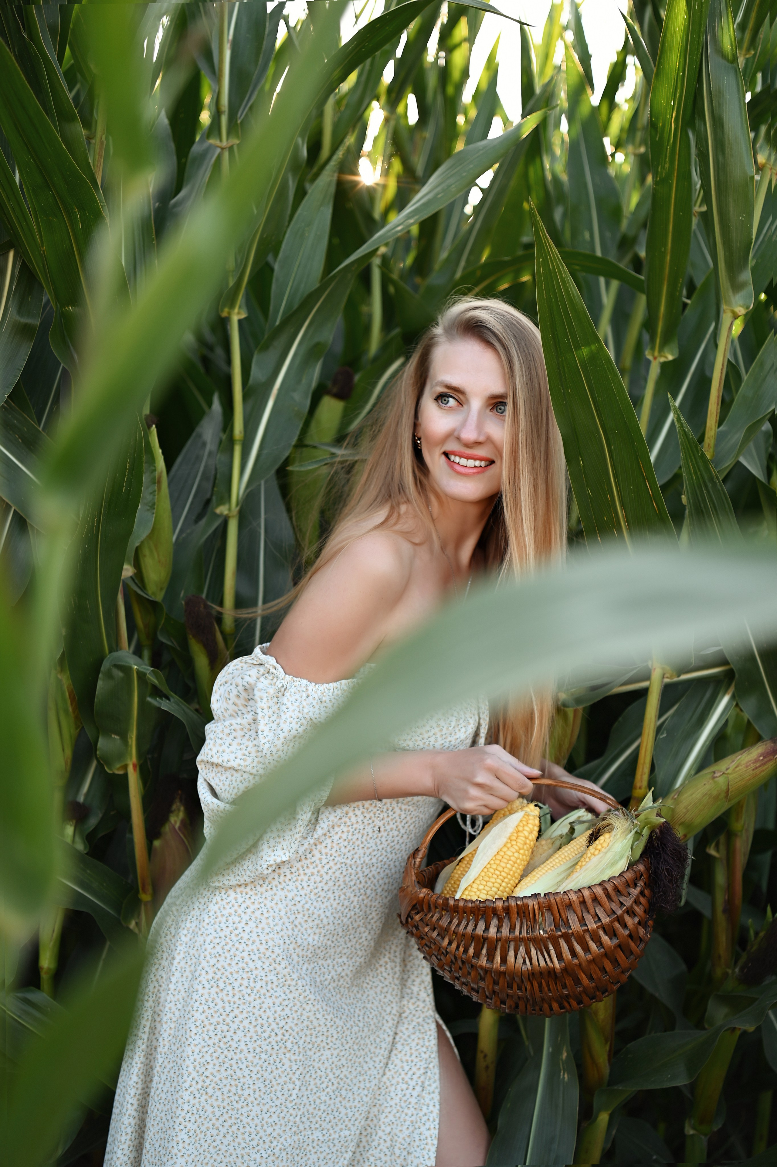 Фотосессия в кукурузном поле. Детский и семейный фотограф г. Москва Оксана Катаджи