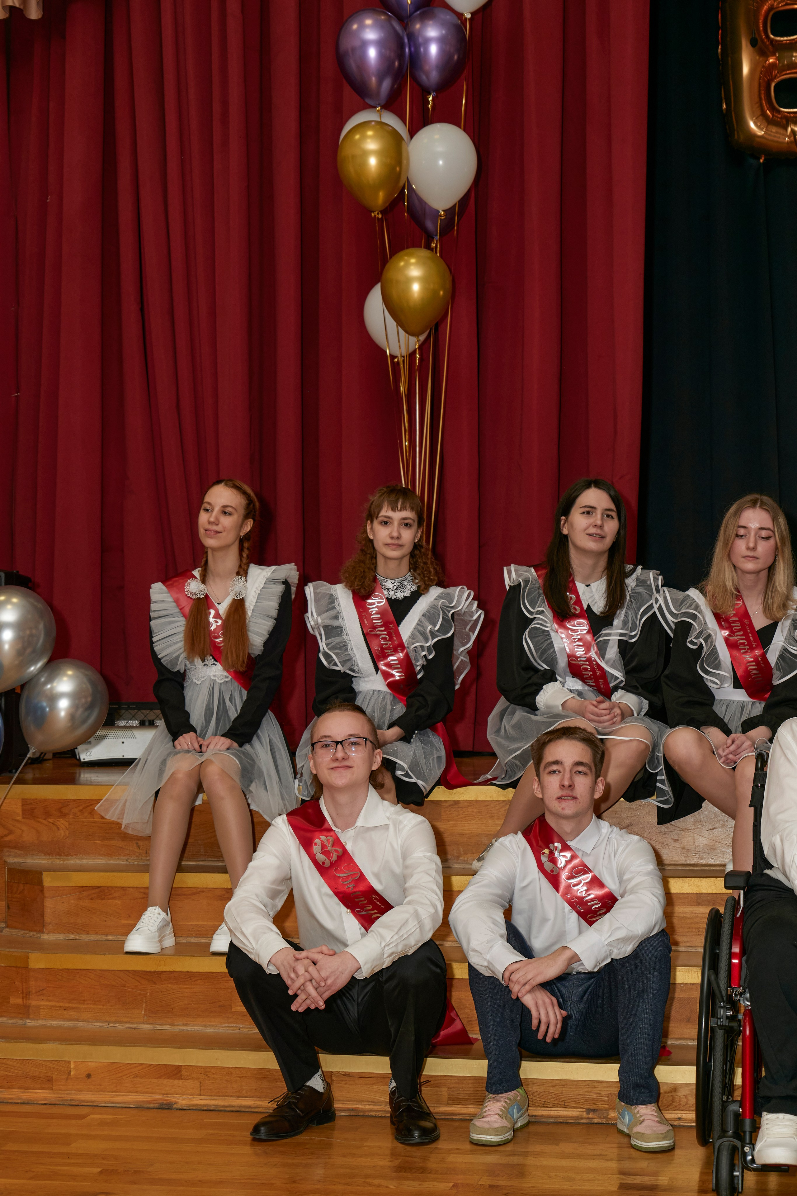 Последний звонок школа 1413. Детский и семейный фотограф г. Москва Оксана Катаджи