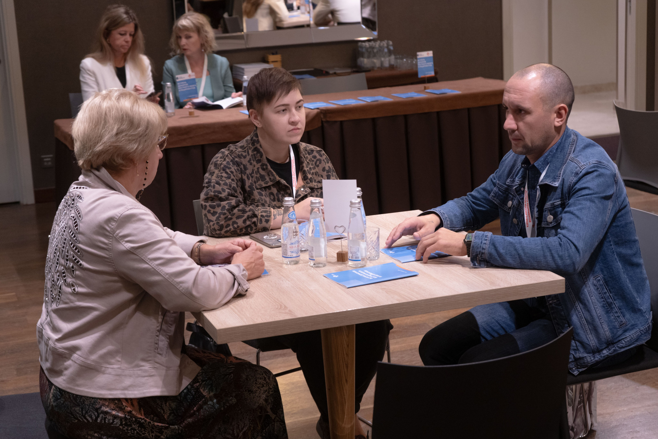 Встреча доноров и реципиентов костного мозга | Адвита. Юля Мурашова портретный и документальный фотограф