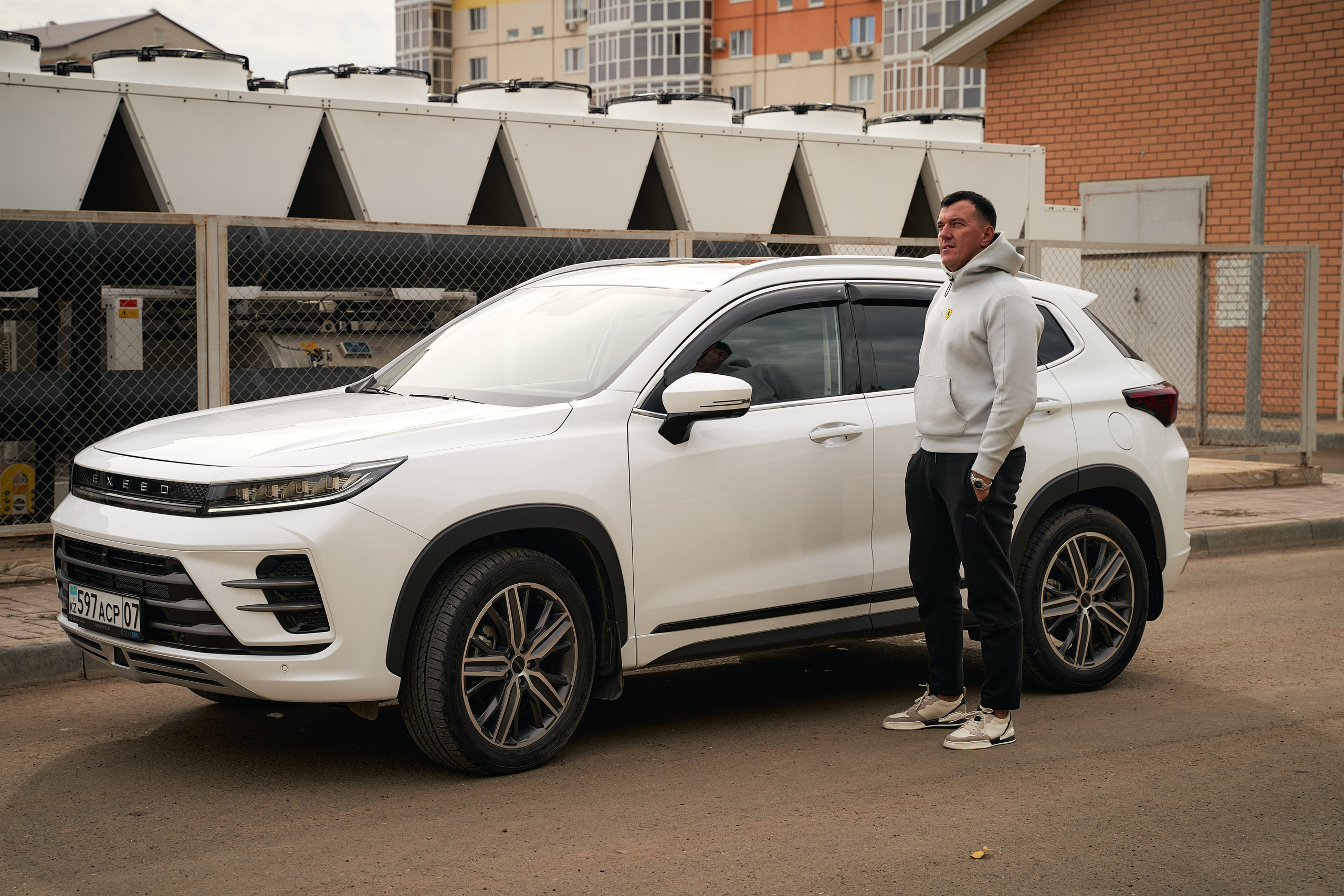 EXEED IN URALSK. Фотограф в Уральске Александр Хохлачёв | HOHLACHEV.COM