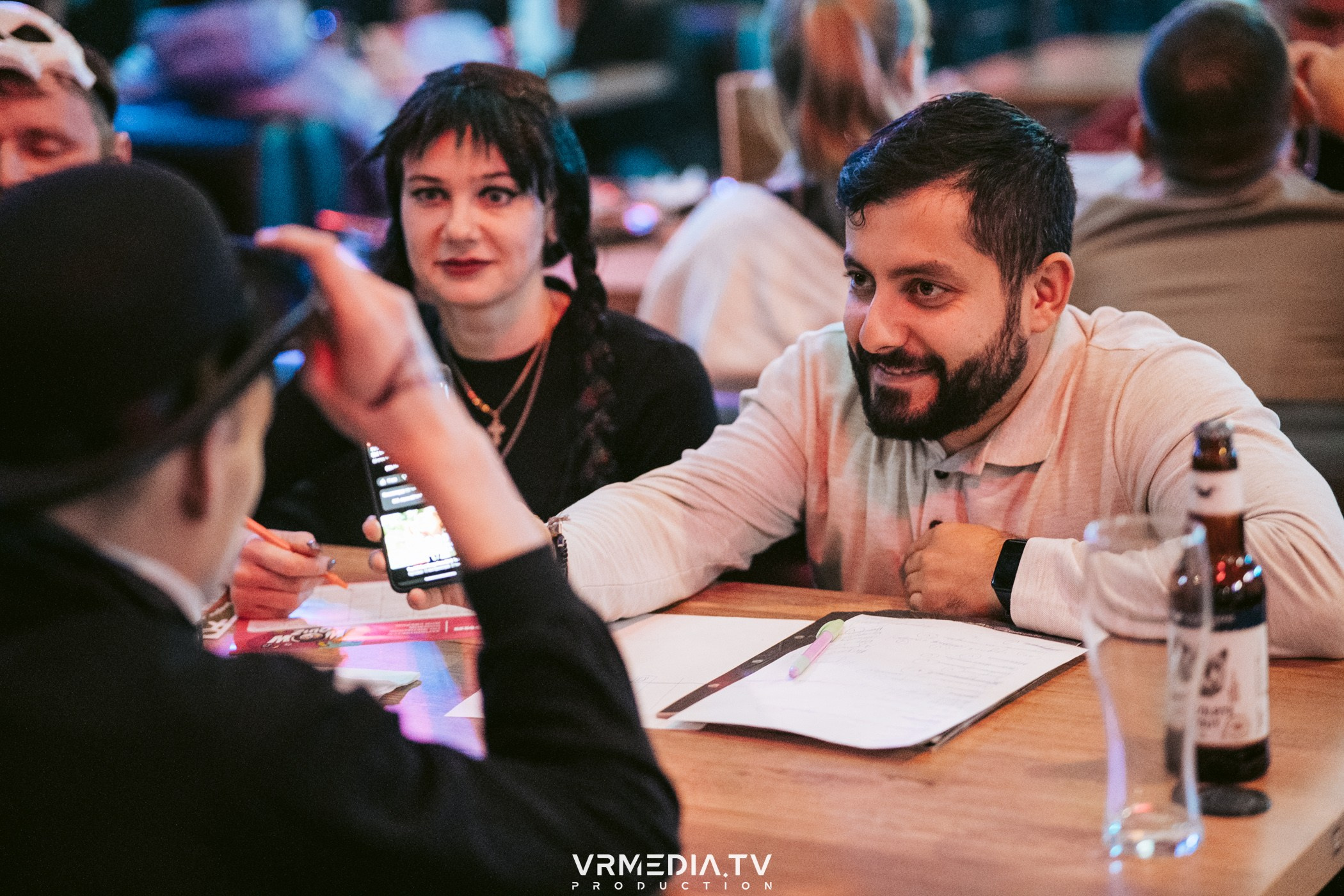 WoW QuiZ в баре «Друзья»