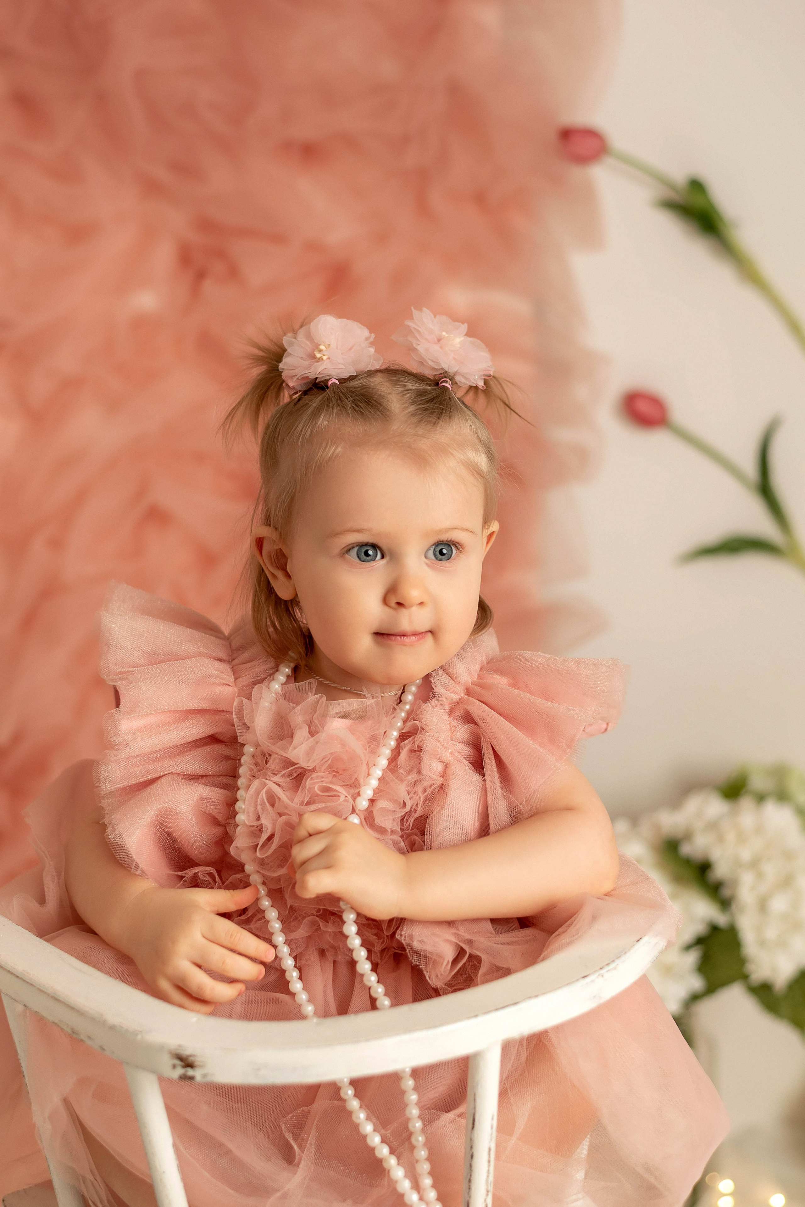 Мия — тюльпаны 2026. Семейный и детский фотограф Наталья Горда