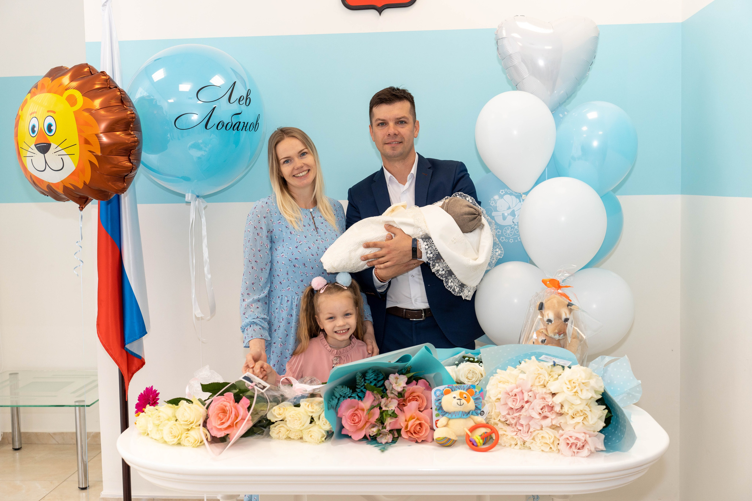 Выписка из роддома. Фотограф на Крещение и Венчание в Туле, детский и семейный фотограф