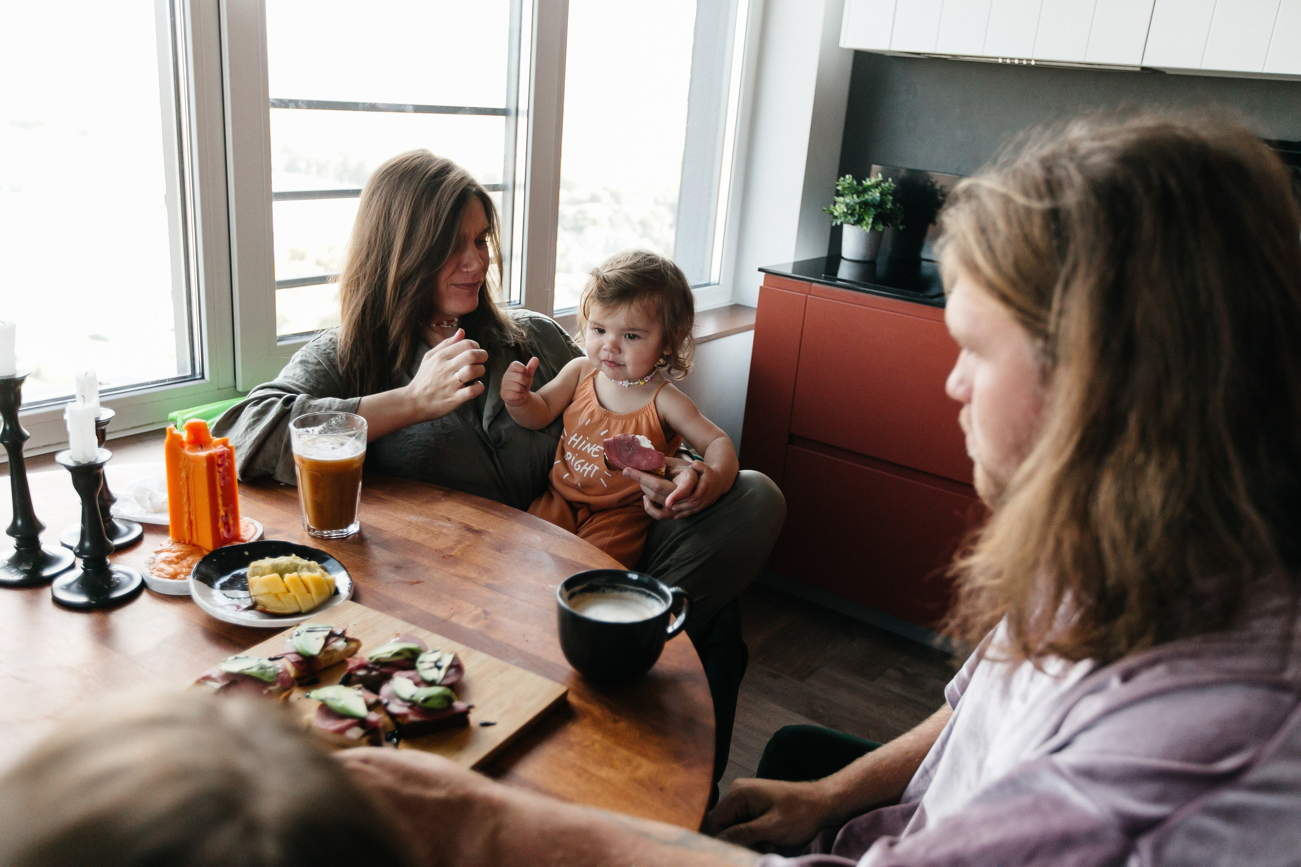 Выманивает из квартир природа нас на выходные. Осенний лес — особый мир. Ведут тропинки потайные…. Душевный фотограф Ваших самых ярких событий Марина Погребняк